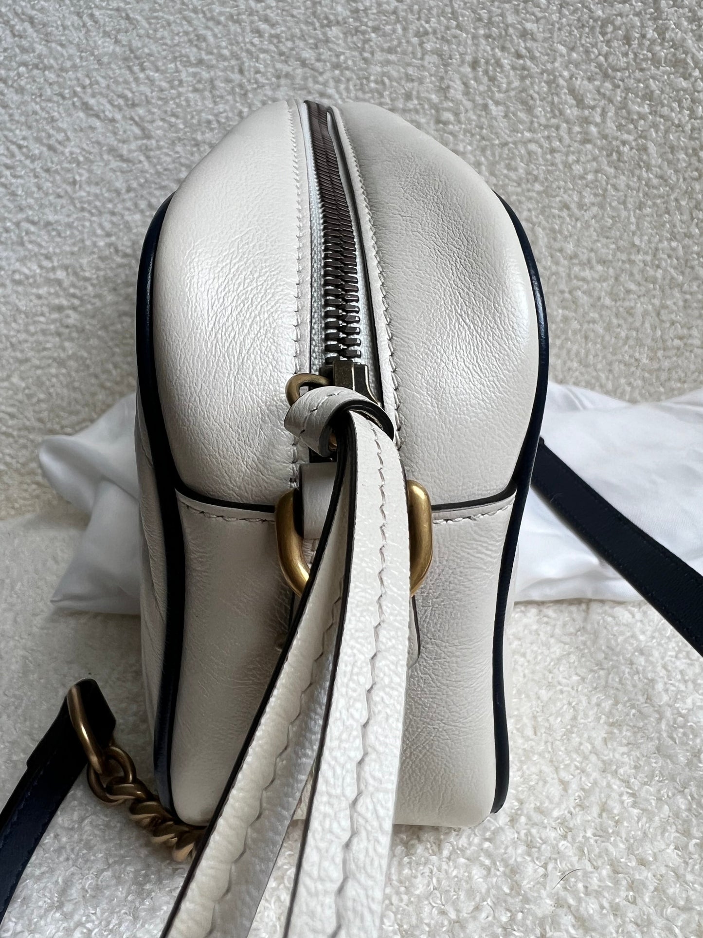 Gucci Torchon GG White Marmont Small Shoulder Bag (RRP £1180)