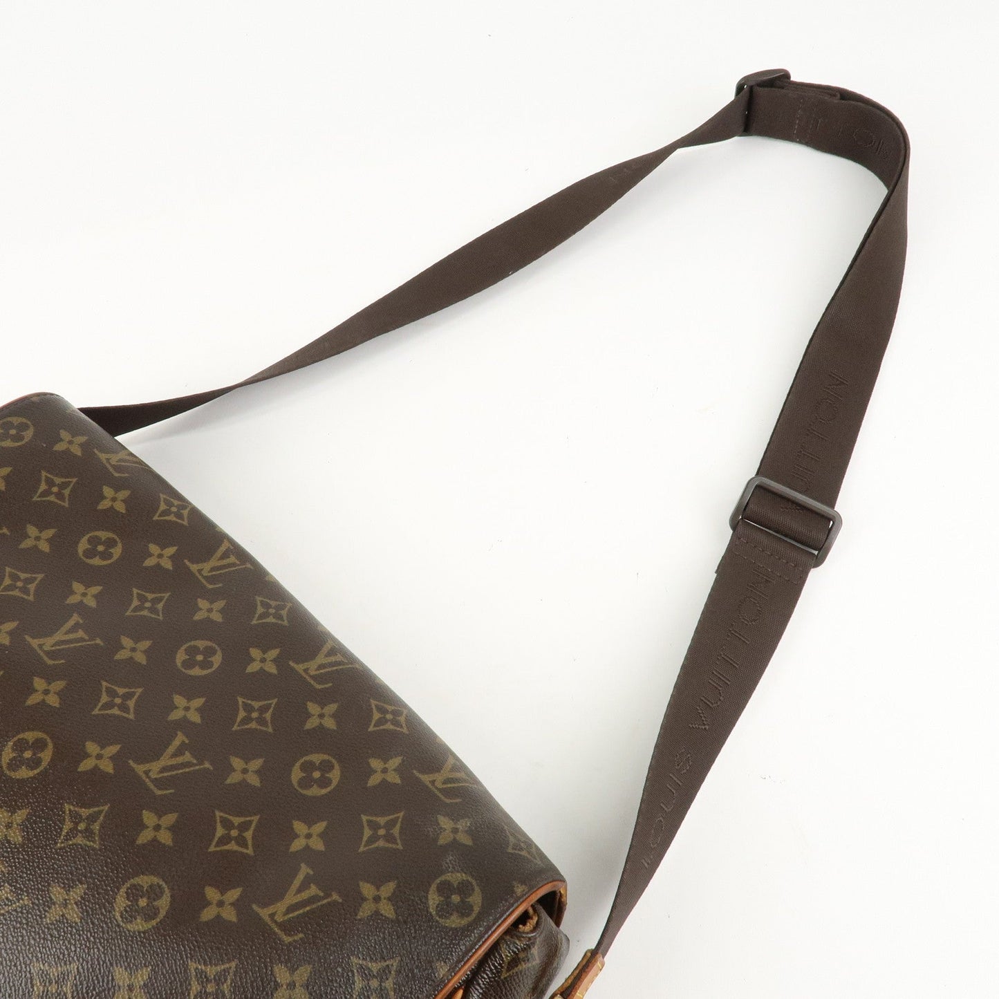 Louis Vuitton Monogram Abbesses Messenger Bag Hand Bag M45257