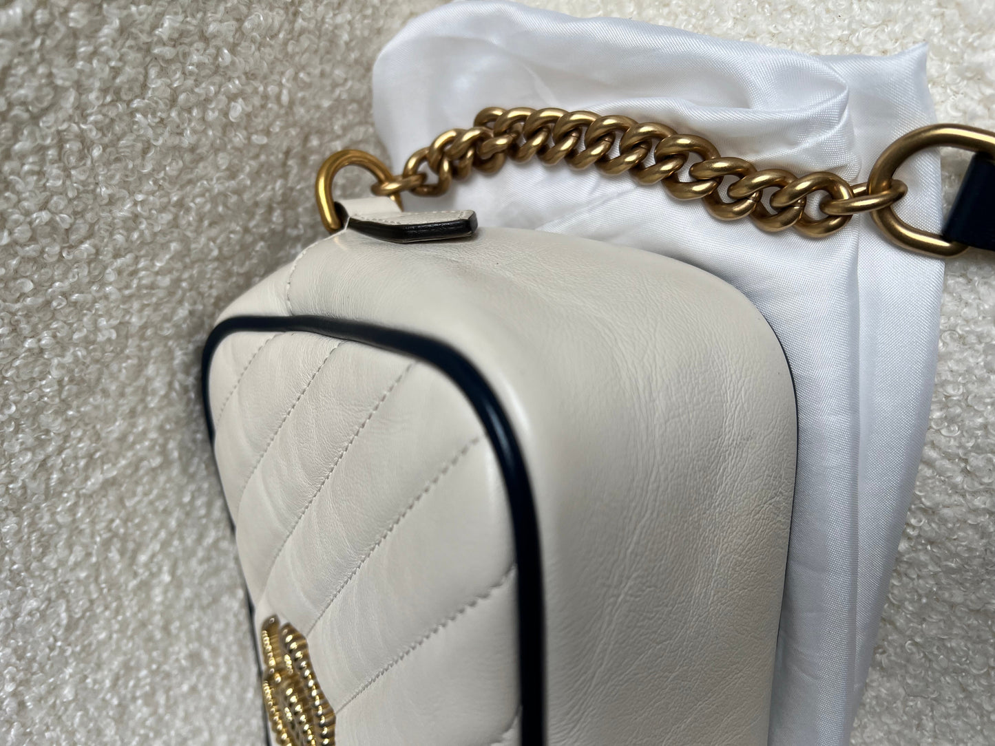 Gucci Torchon GG White Marmont Small Shoulder Bag (RRP £1180)