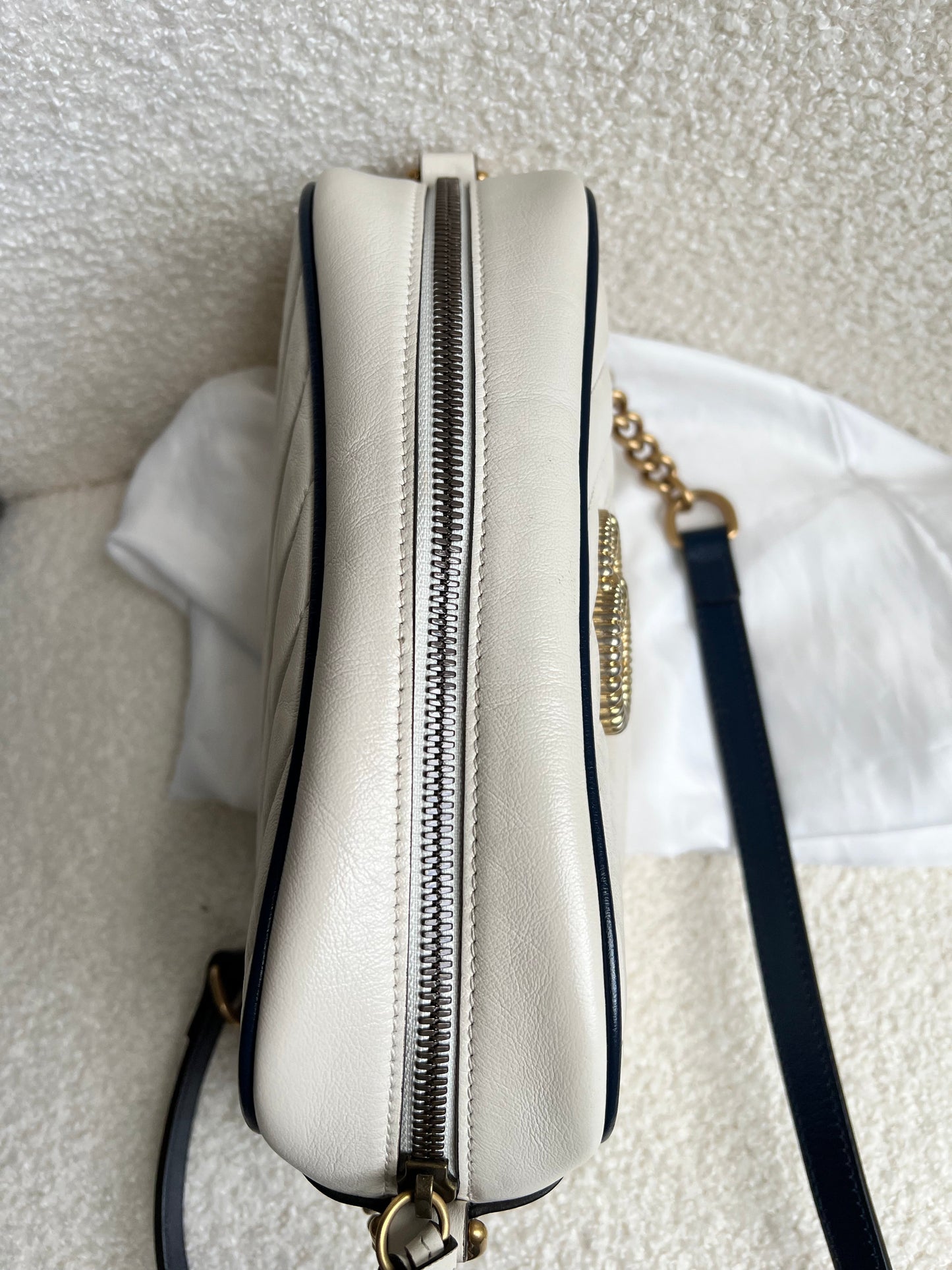 Gucci Torchon GG White Marmont Small Shoulder Bag (RRP £1180)