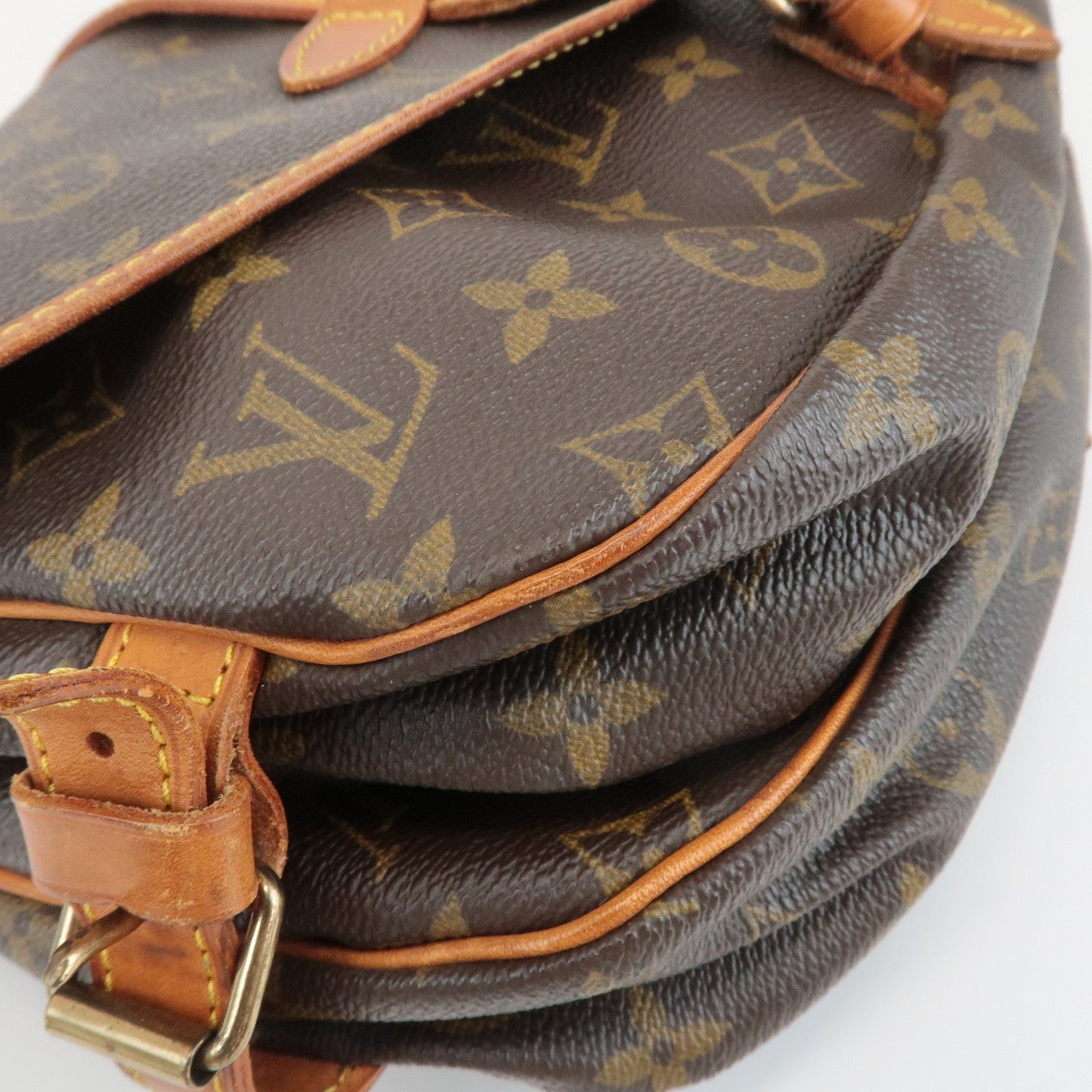 Louis Vuitton Monogram Saumur 30 Shoulder Bag Brown M42256