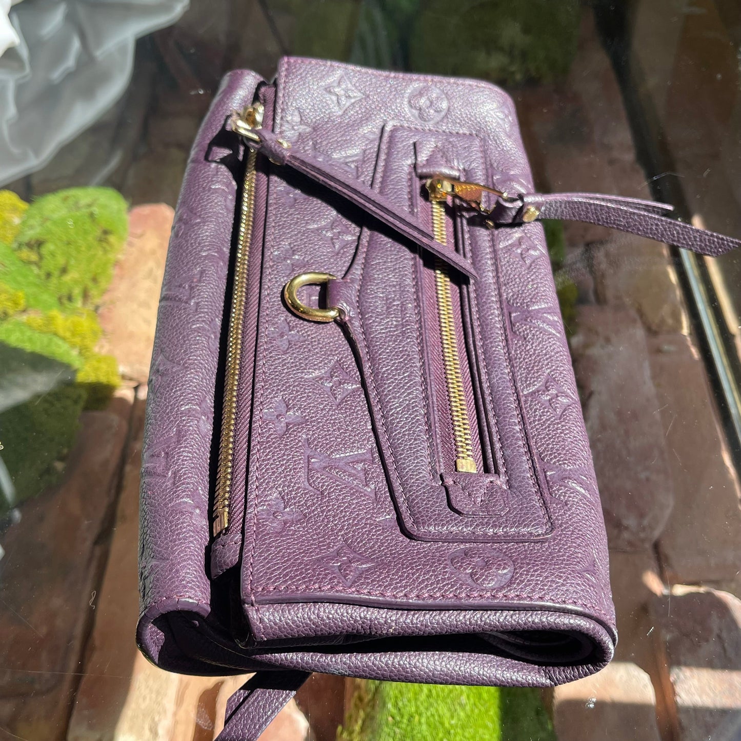 LOUIS VUITTON Purple Monogram Empriente Petillante Clutch