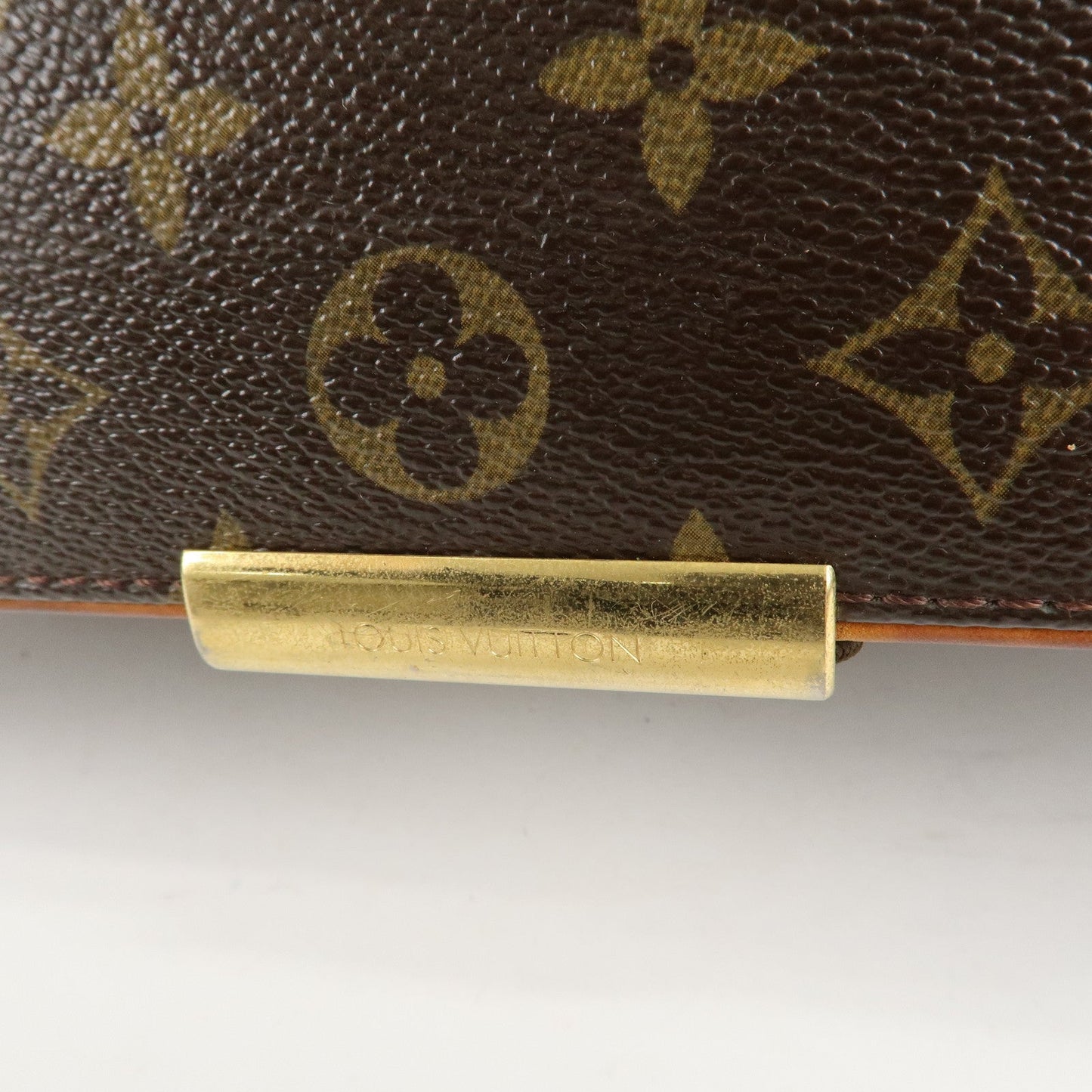 Louis Vuitton Monogram Abbesses Messenger Bag Hand Bag M45257