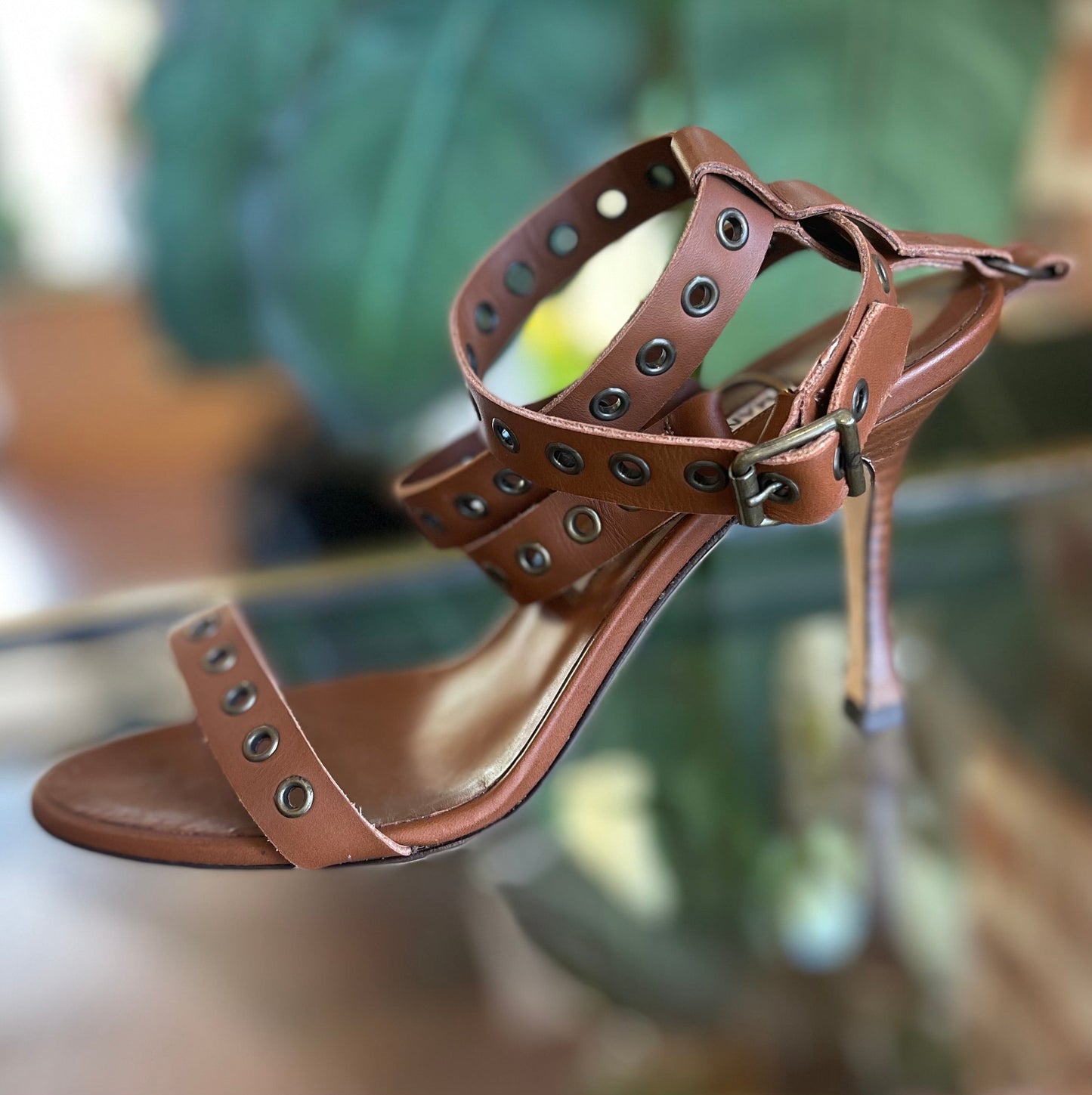 MANOLO BLAHNIK  Brown Rivet Sandals Sz 36