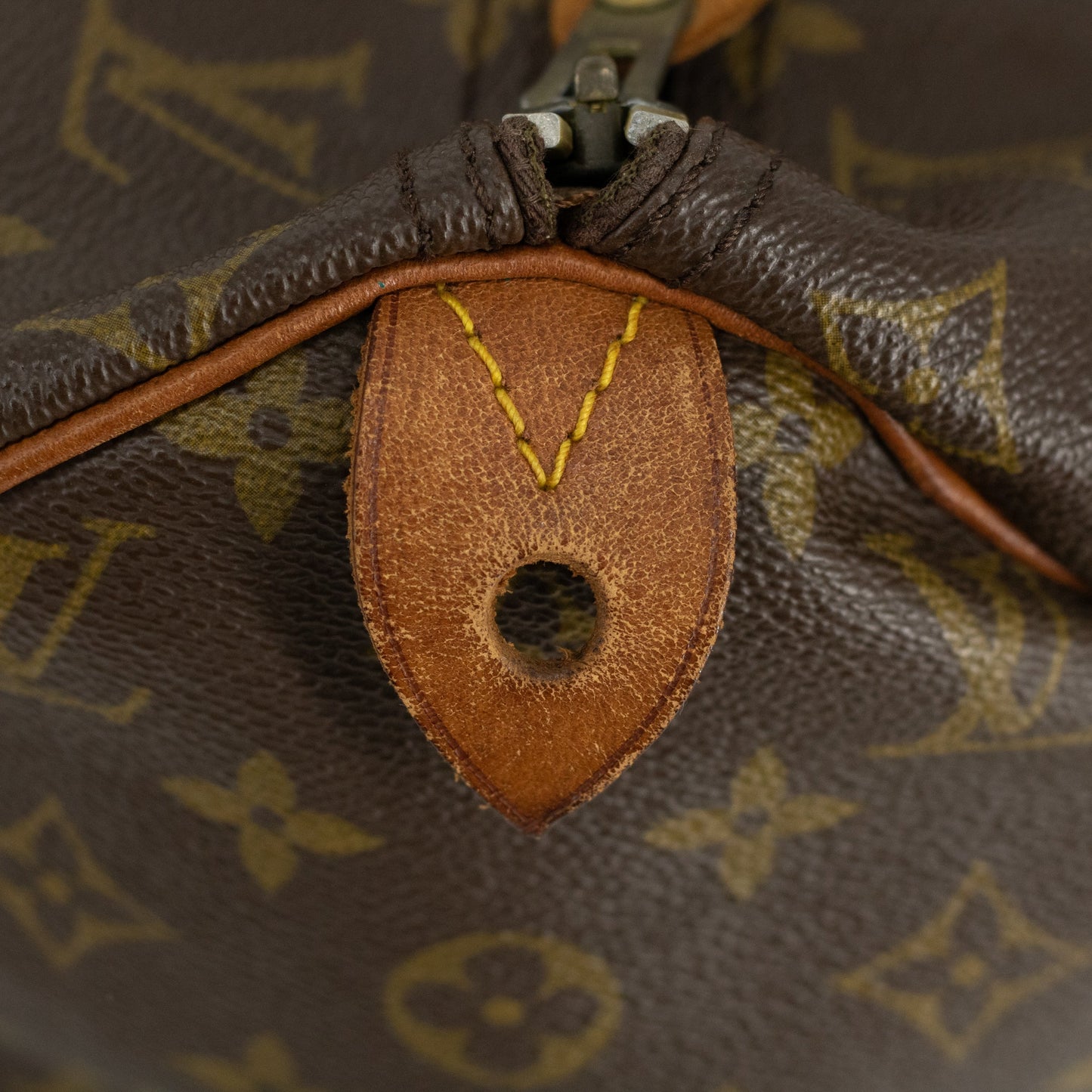 Louis Vuitton Monogram Canvas Speedy 40 Handbag #1606