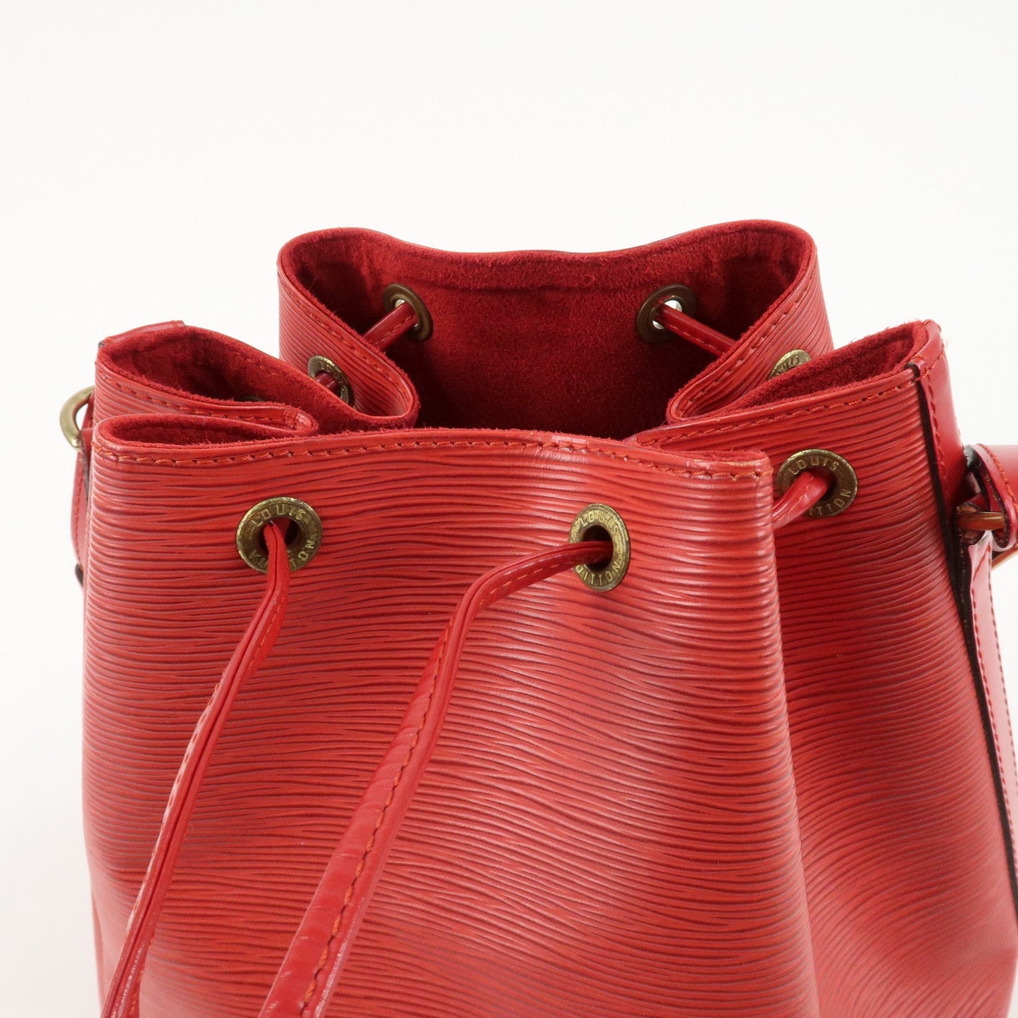 Louis Vuitton Epi Petit Noe Shoulder Bag Castilian Red M5901E