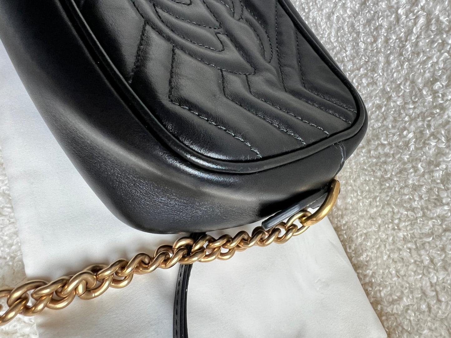 Gucci GG Black Marmont Mini Shoulder Bag (RRP £1,160)