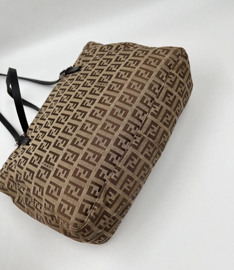 Vintage Fendi Shoulder Bag in Brown Zucca Canvas