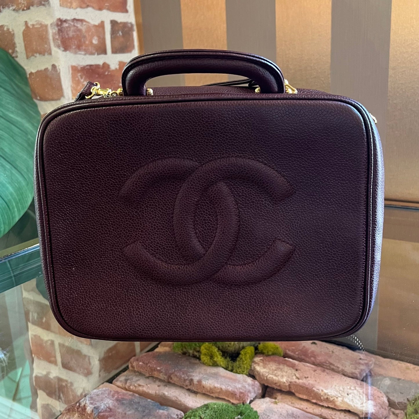 CHANEL Vintage Burgundy Caviar CC Top Handle Vanity Case