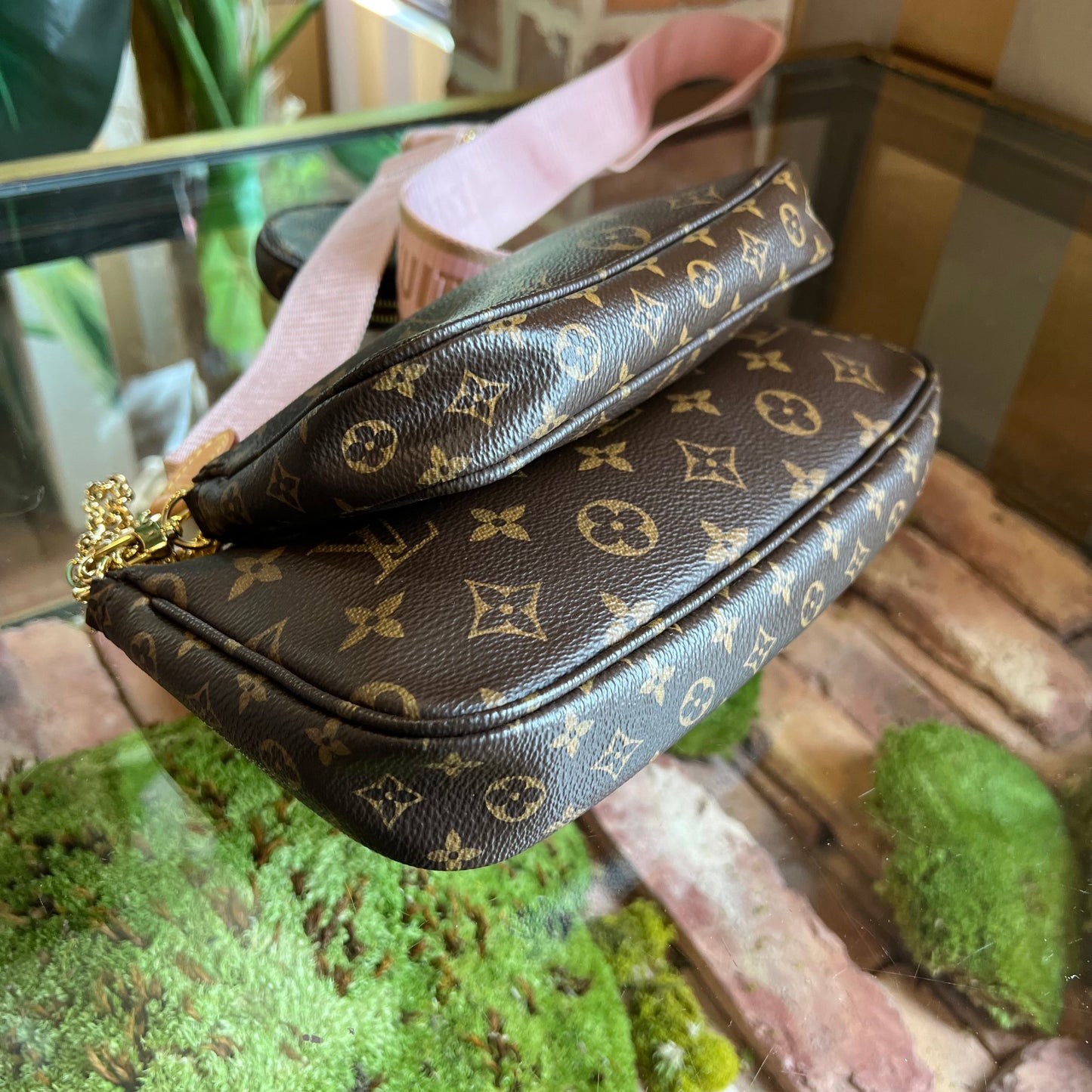 LOUIS VUITTON Multi Pochette Accessories Rose Clair Monogram Crossbody Bag