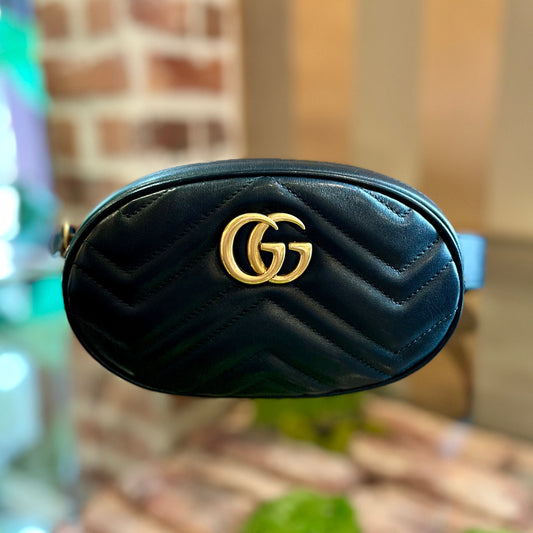 GUCCI Black Calfskin Matelasse GG Marmont Belt Bag 85 34