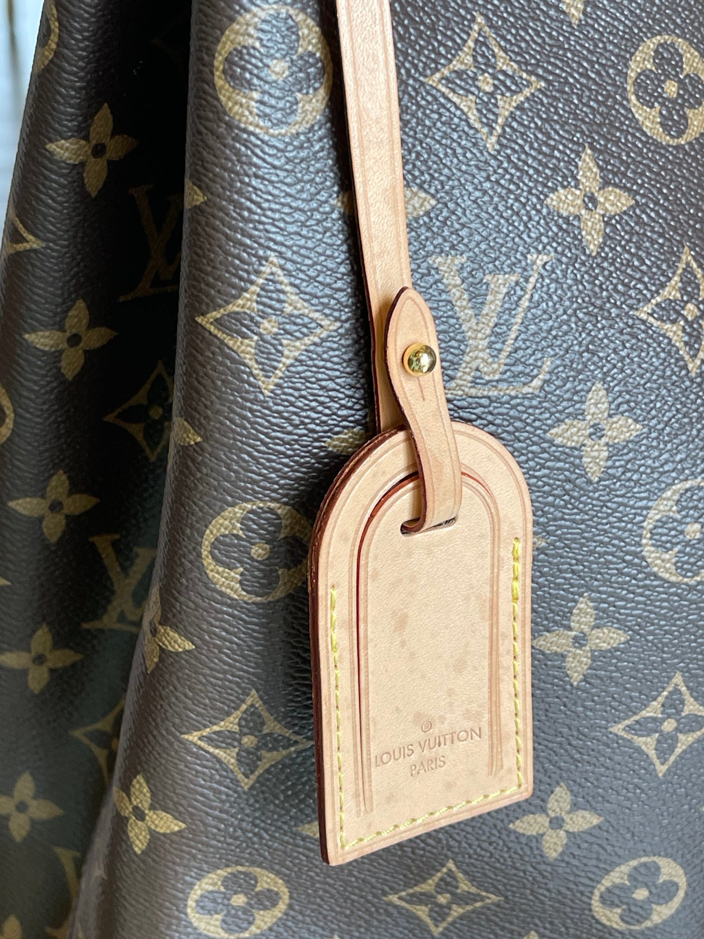 LOUIS VUITTON Graceful MM Shoulder Bag