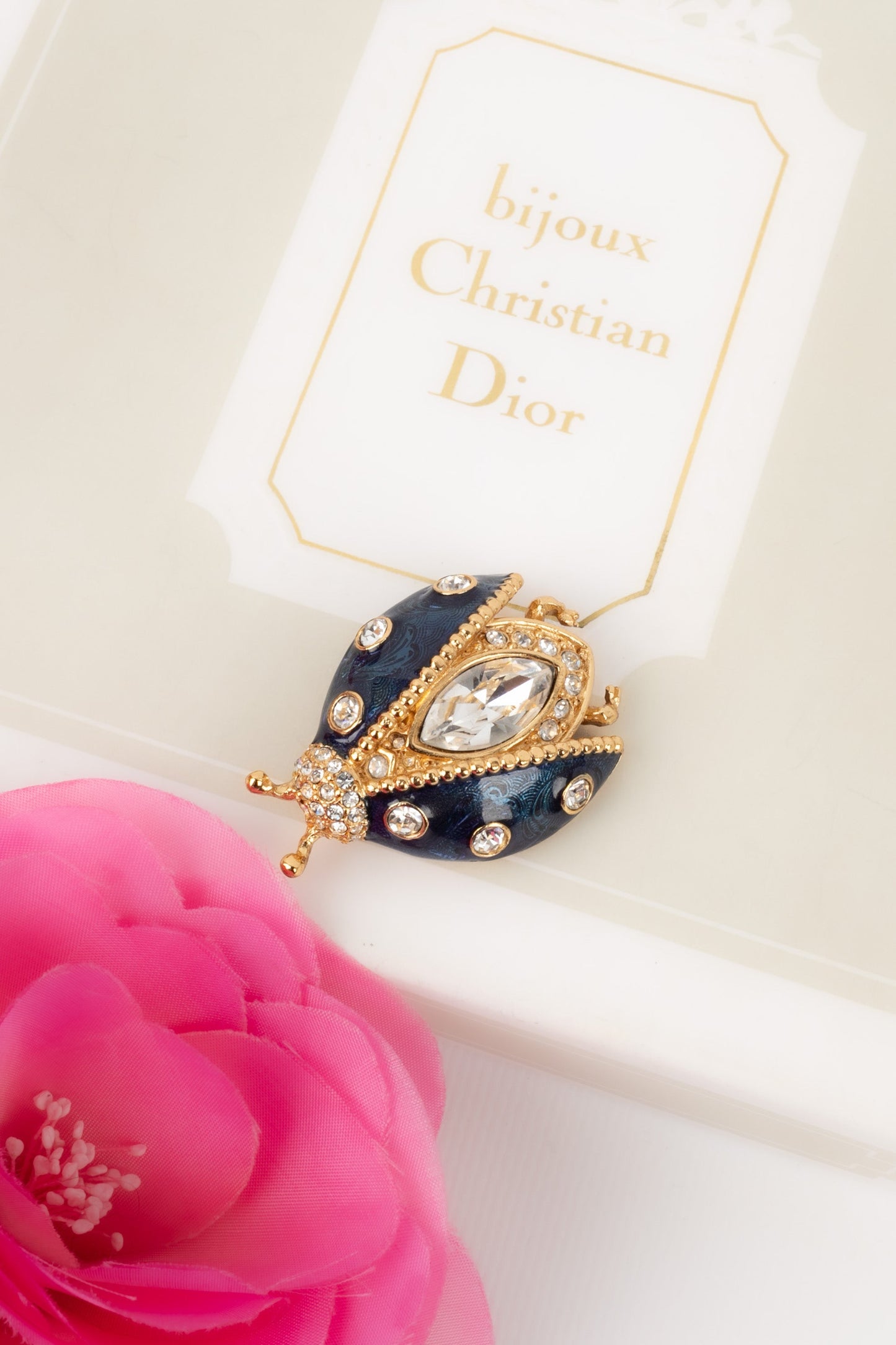 Broche abeille Dior