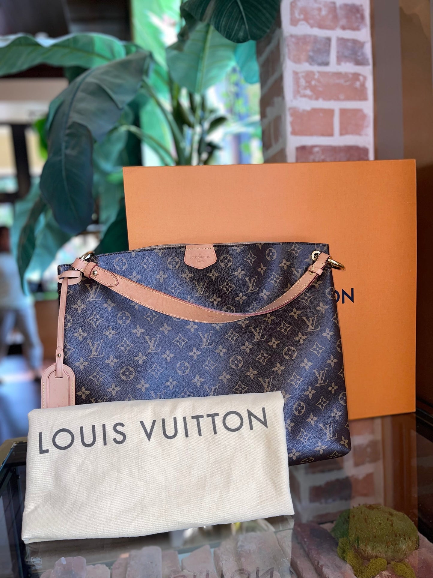 LOUIS VUITTON Graceful MM Shoulder Bag