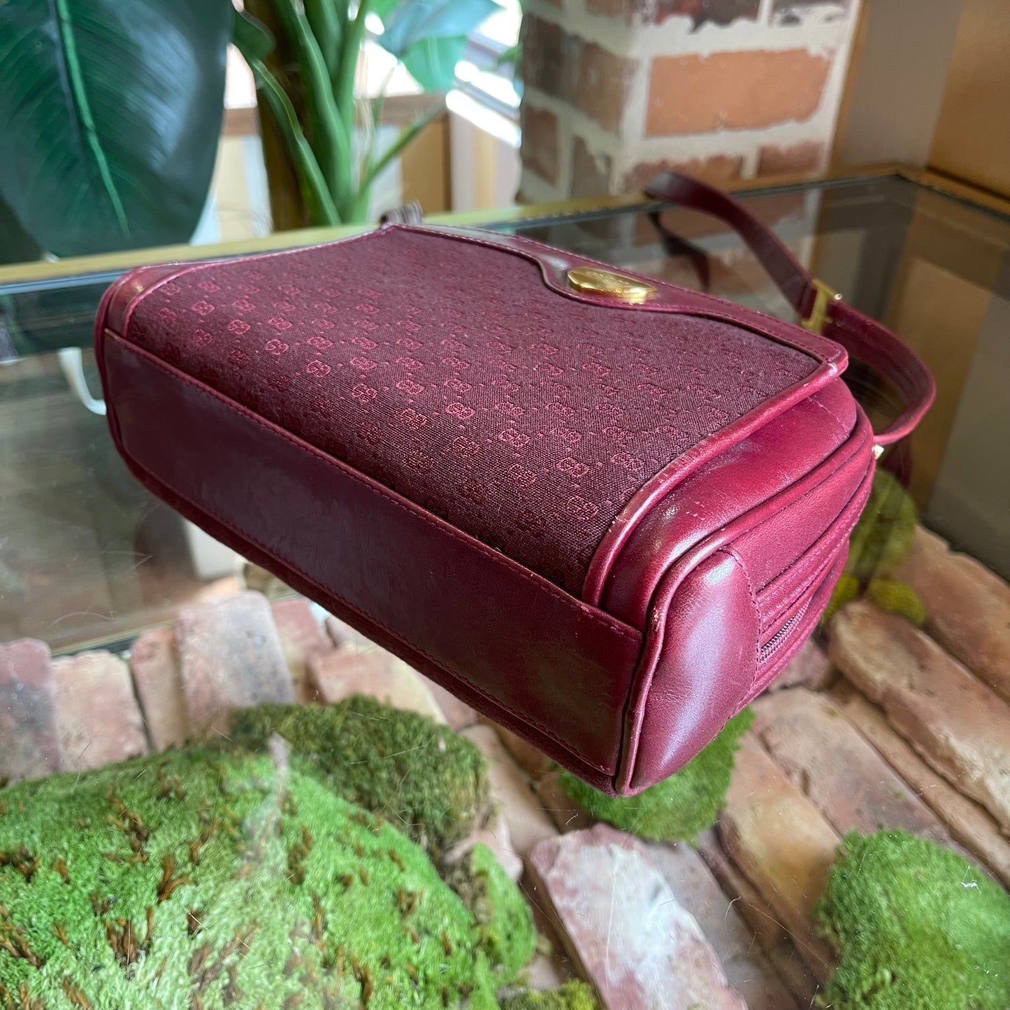 GUCCI Micro Guccisima GG Web Burgundy Crossbody