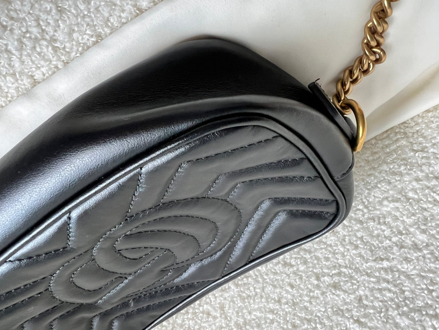 Gucci GG Black Marmont Mini Shoulder Bag (RRP £1,160)