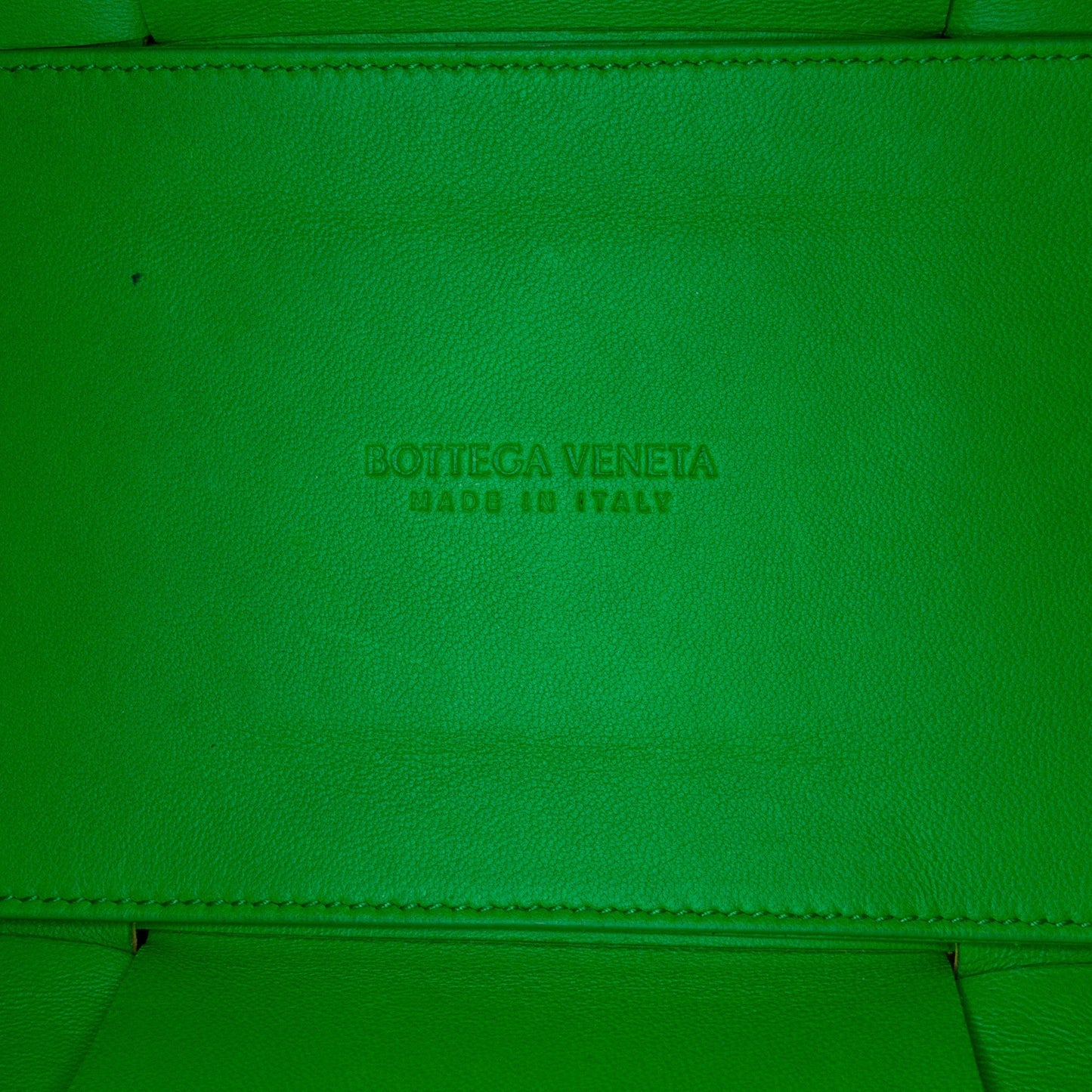 Green Bottega Veneta Maxi Intrecciato Small Arco Tote