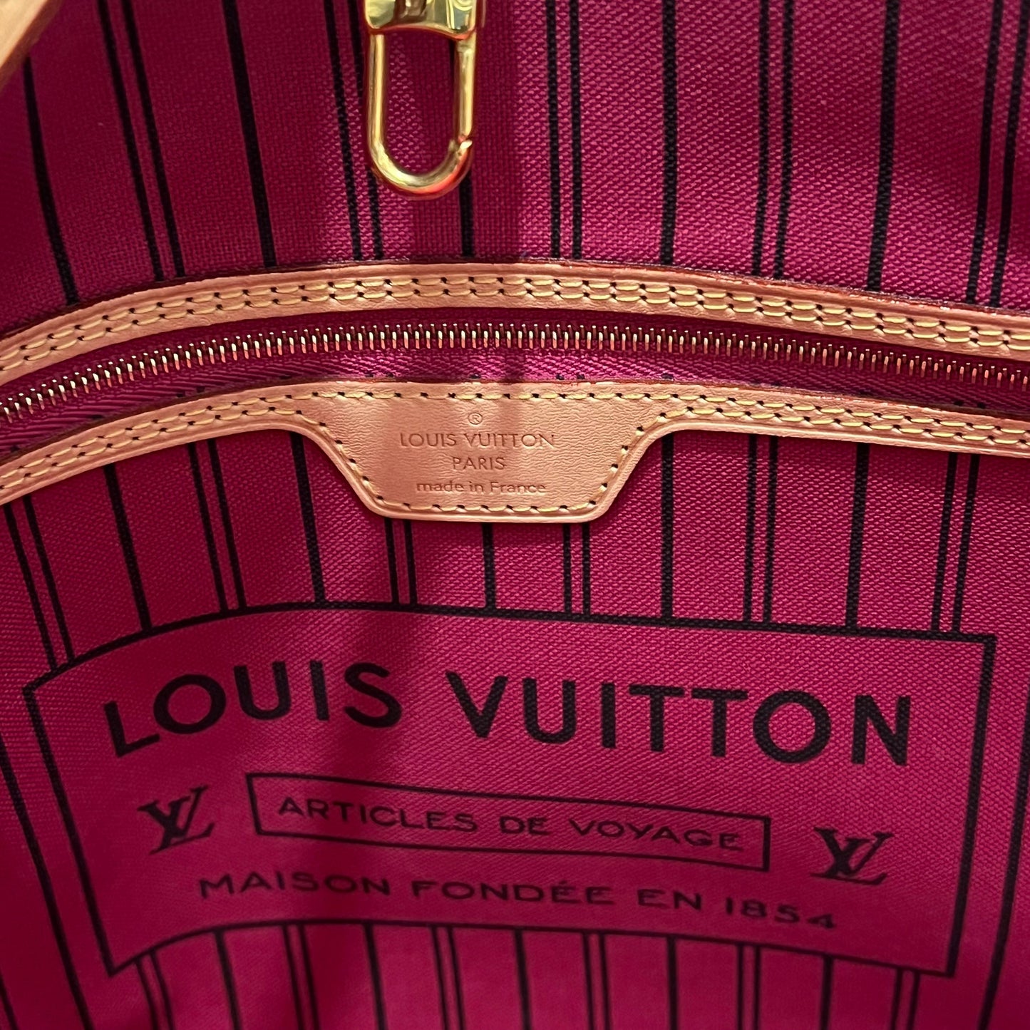 LOUIS VUITTON Neverfull MM Pivoine Monogram Tote Bag