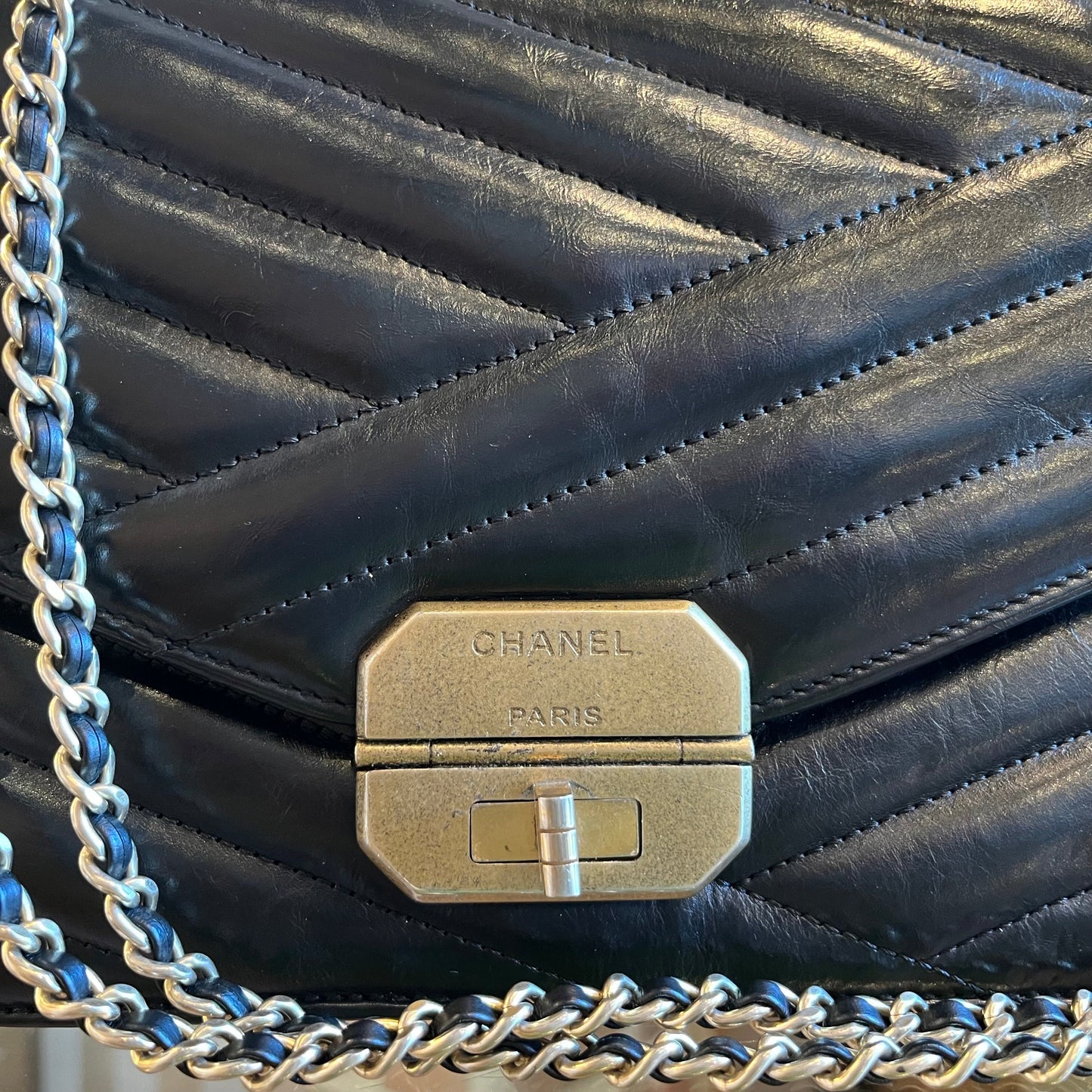 CHANEL Black Chevron Gabrielle Flap Bag ADI1070