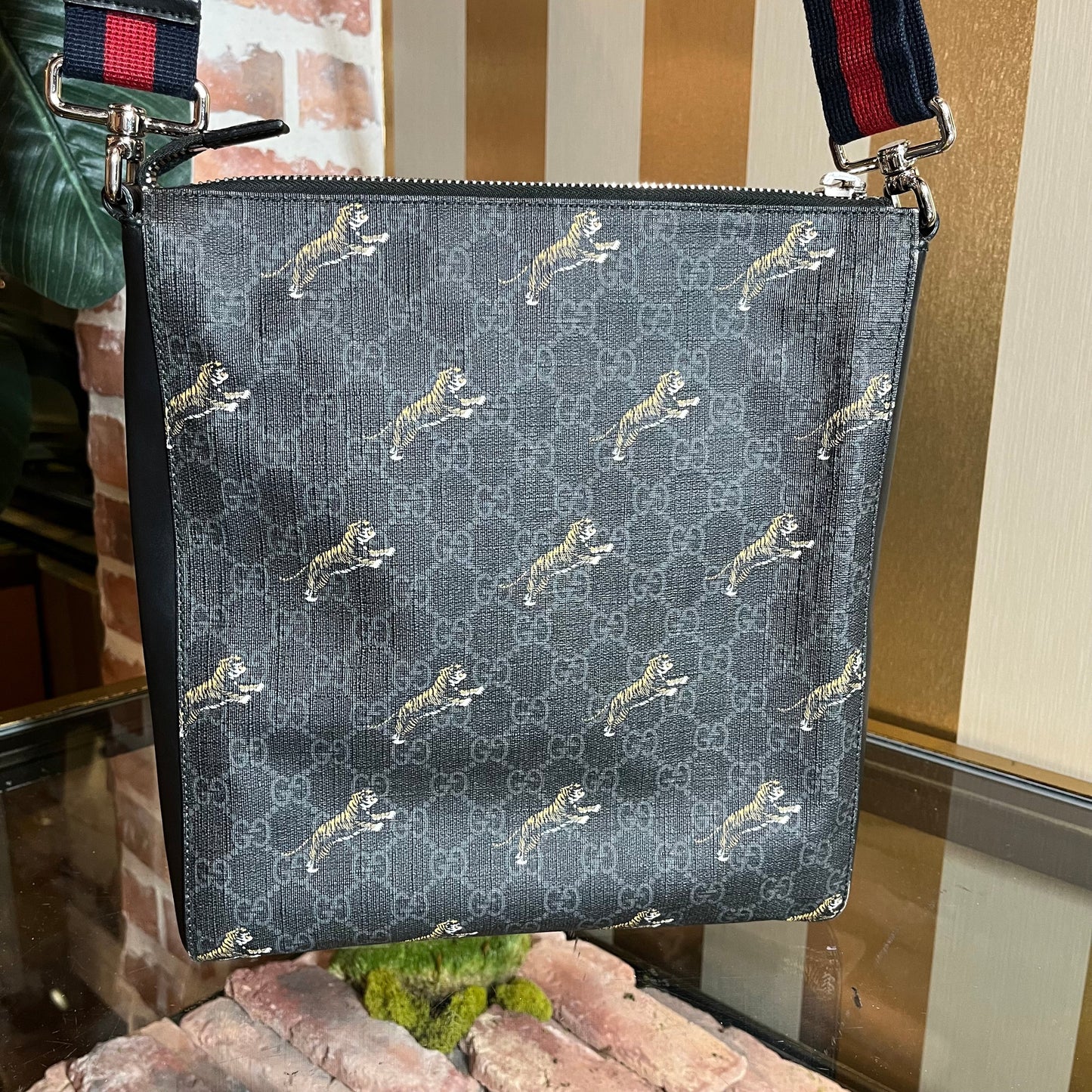 Gucci Supreme Tiger Messenger Bag