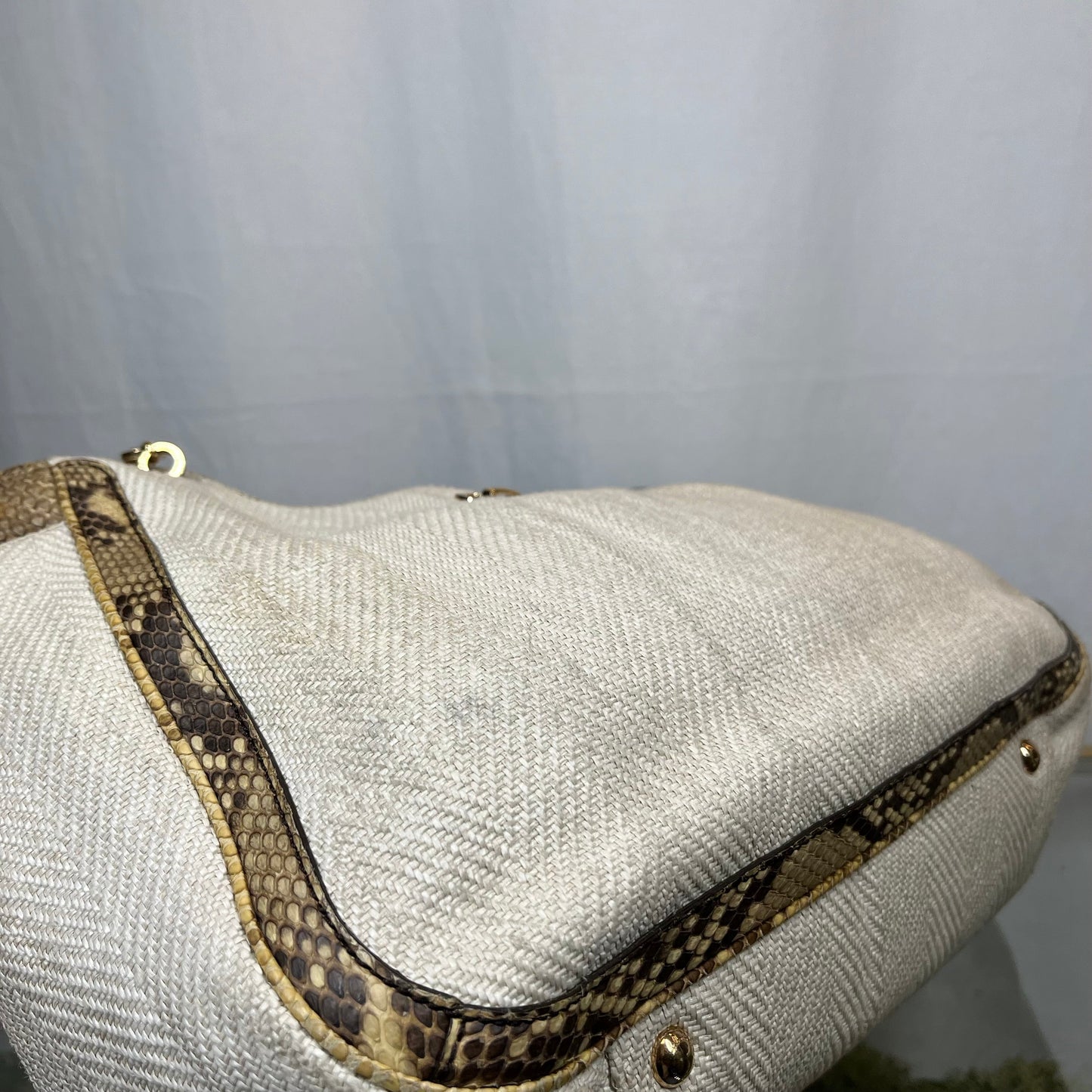 SALVATORE FERRAGAMO  Betulla Snakeskin/Canvas Shoulder Bag TS3734