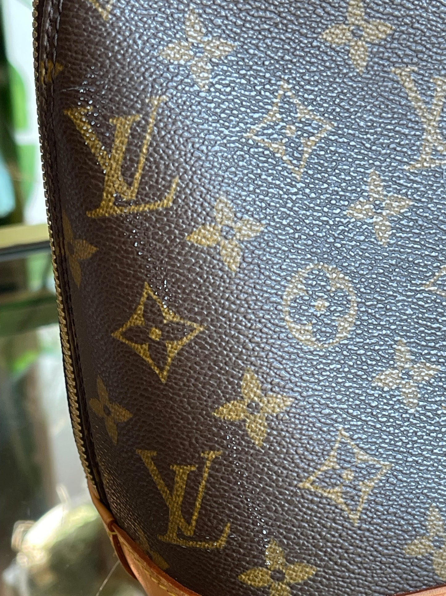 LOUIS VUITTON Monogram Alma