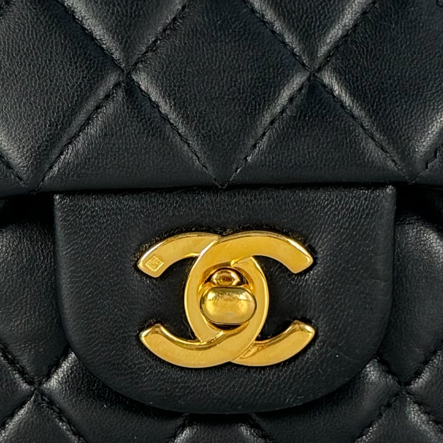 Chanel Classic Double Flap Medium Black Lambskin Gold