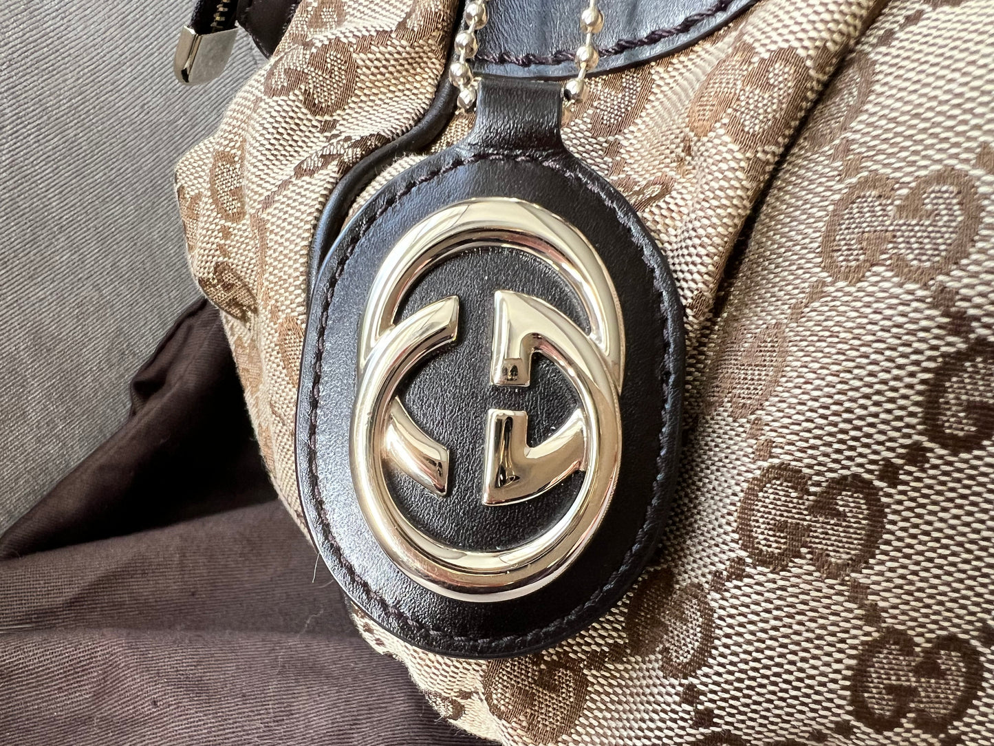 Gucci Medium Sukey Canvas Tote