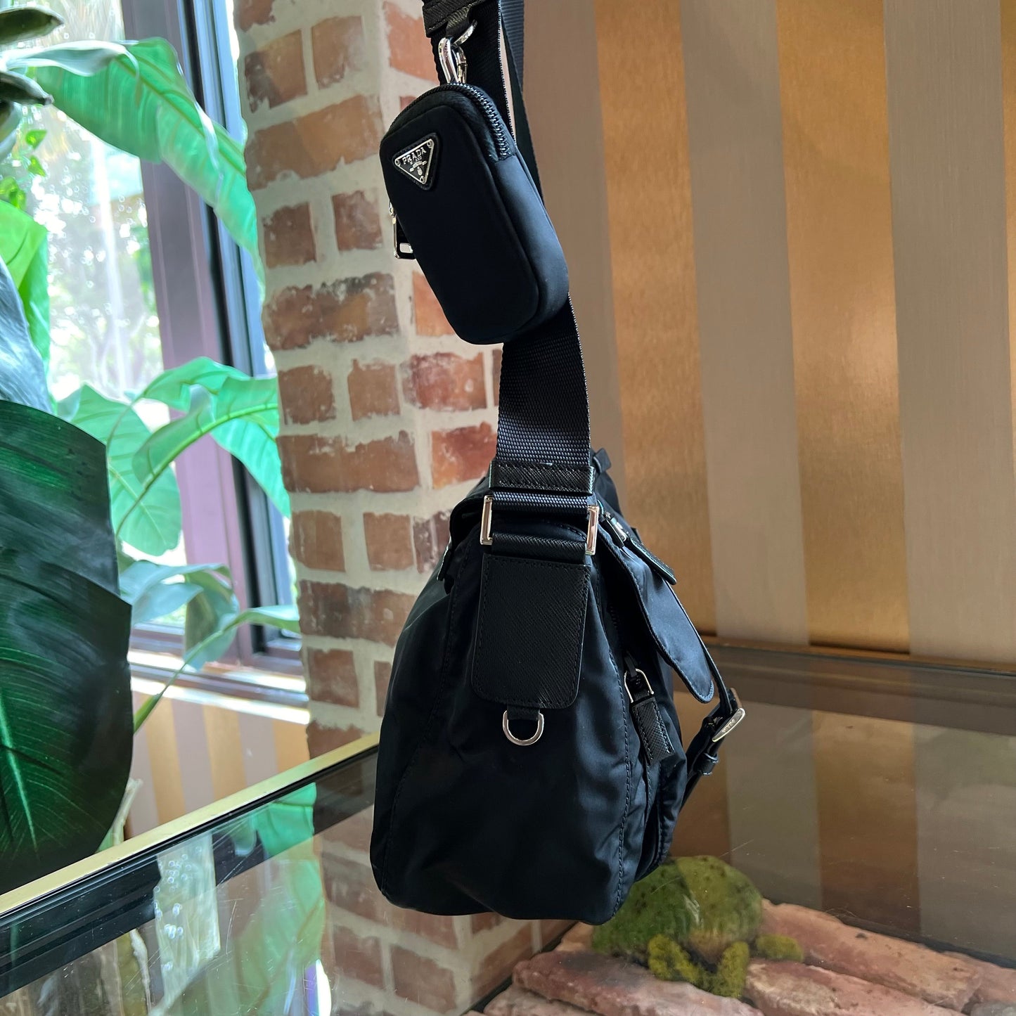 PRADA Vela Black Tessuto Nylon Saffiano Messenger Bag