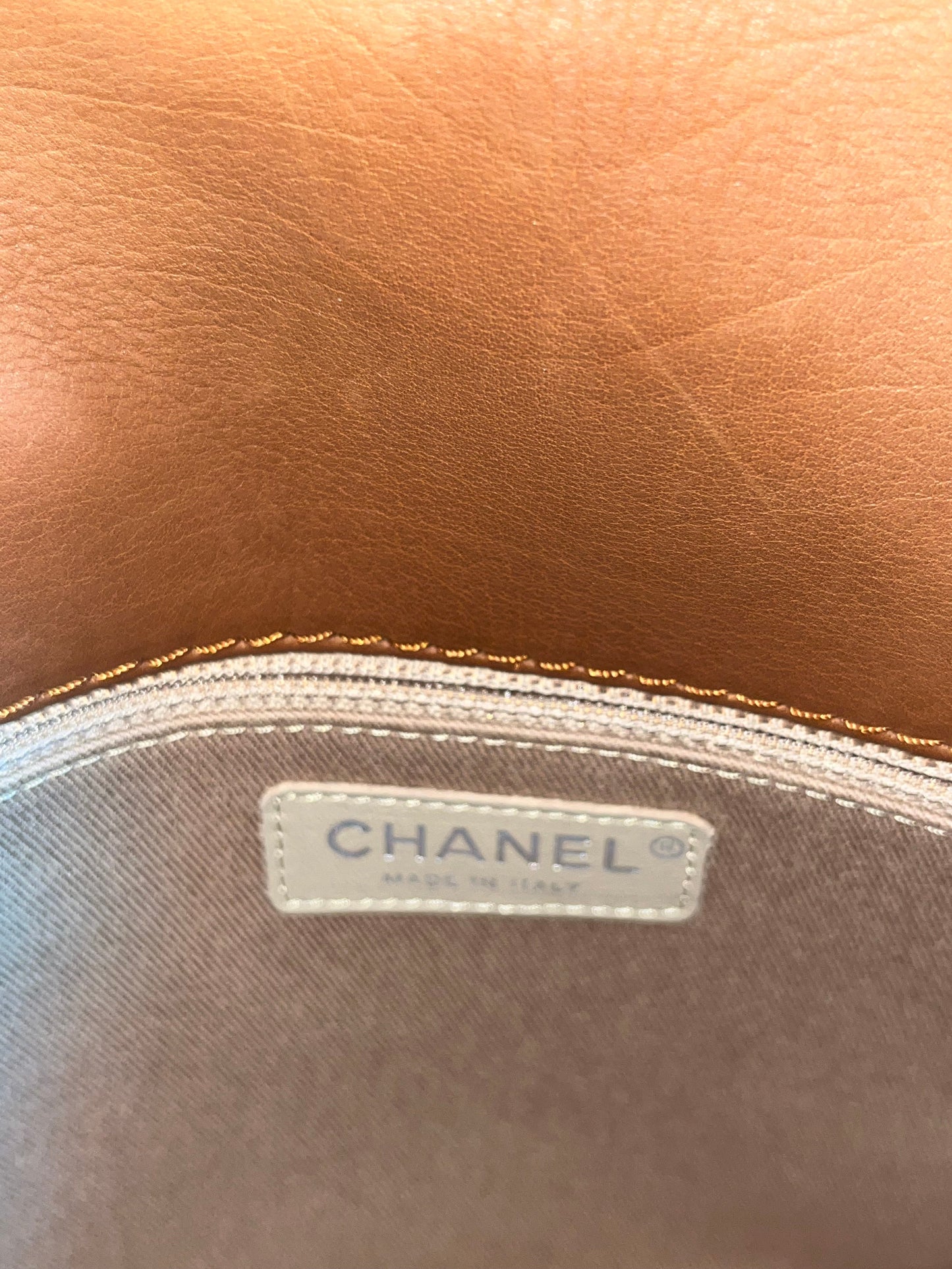 CHANEL Brown Nubuck Quilted Leather Enamel CC Hampton ADI1071