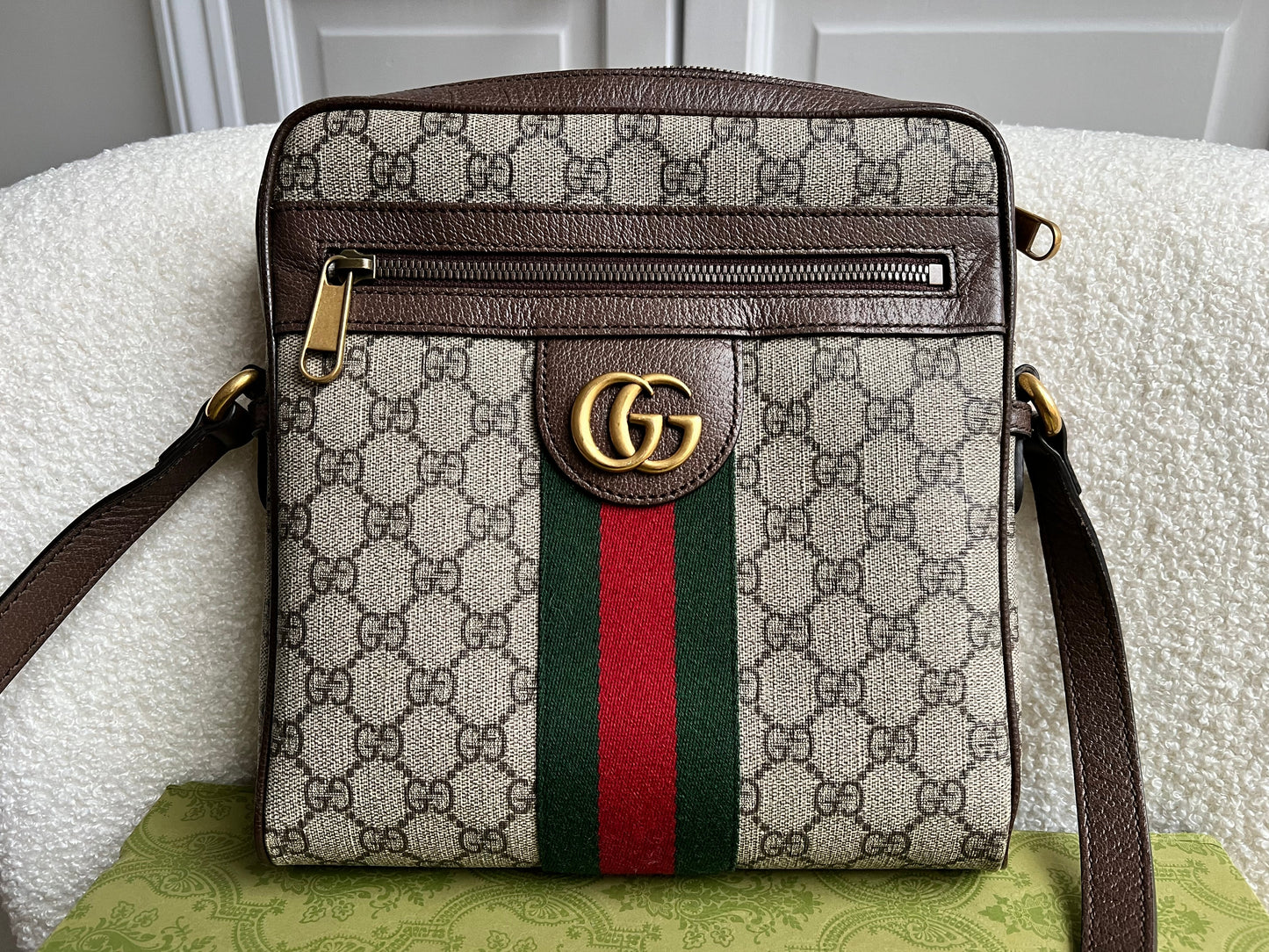 Gucci GG Ophidia Small Messenger Bag (RRP £975)