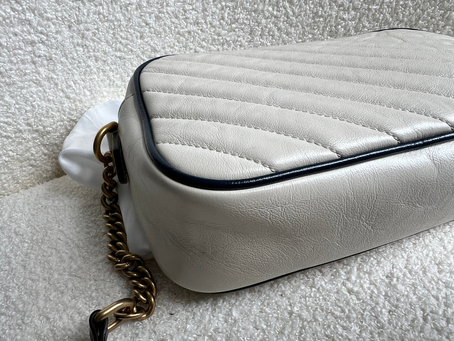 Gucci Torchon GG White Marmont Small Shoulder Bag (RRP £1180)