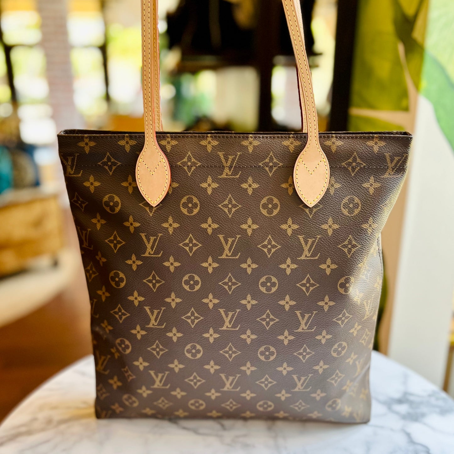 LOUIS VUITTON Carry it Monogram Tote