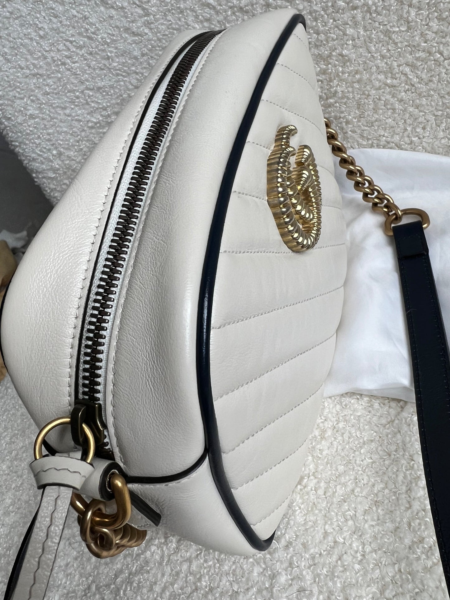 Gucci Torchon GG White Marmont Small Shoulder Bag (RRP £1180)