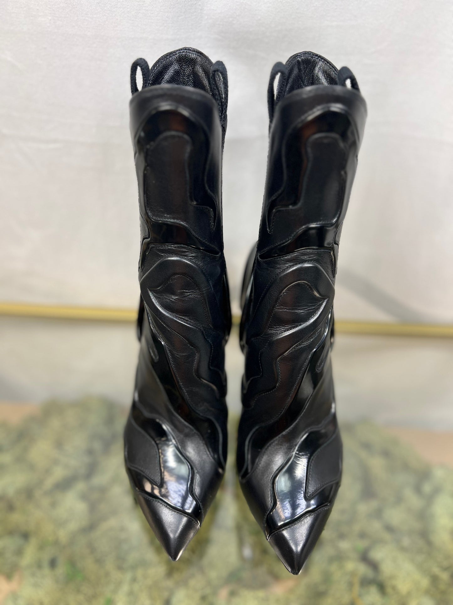 LOUIS VUITTON Black Pointed Toe Stripe Boot Leather Heels Sz 38.5