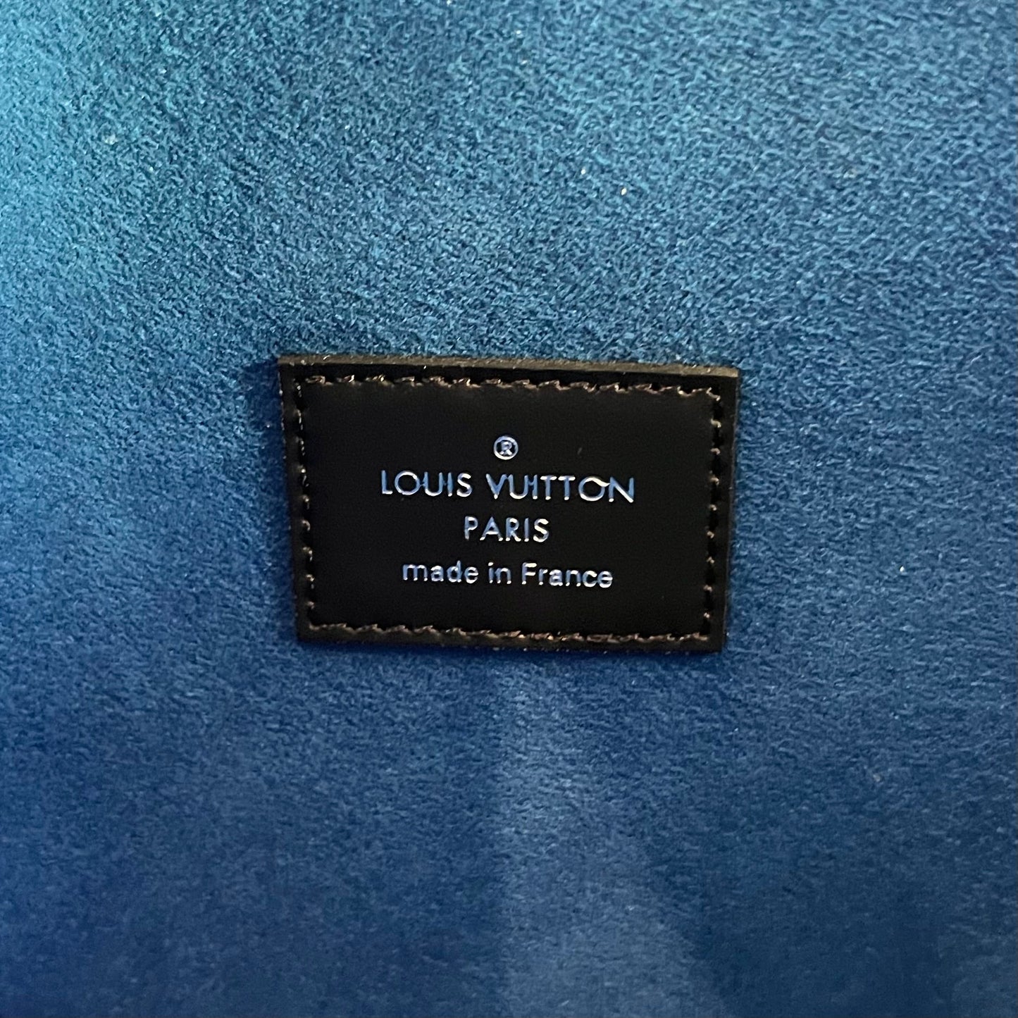 LOUIS VUITTON Damier Graphite Alpha Triple Pochette