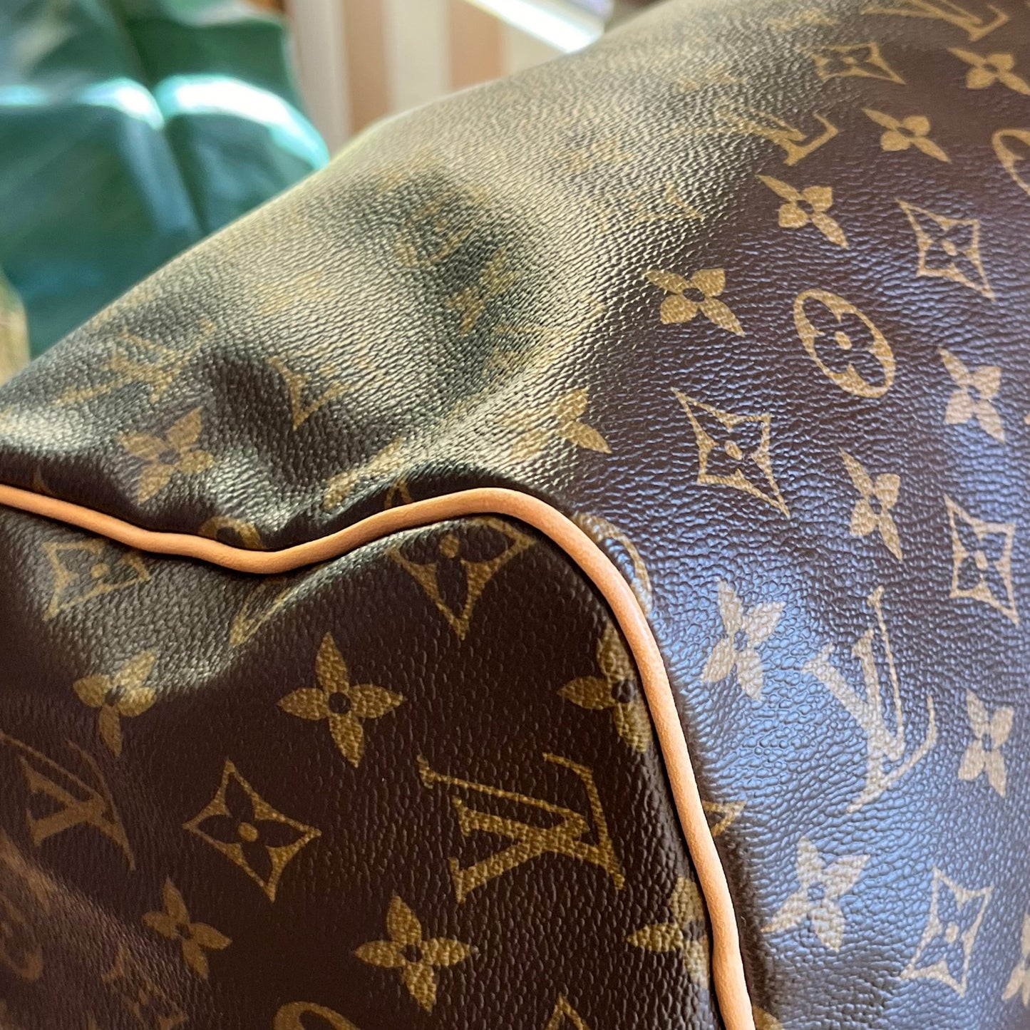 LOUIS VUITTON  Brown Monogram Canvas Speedy 30