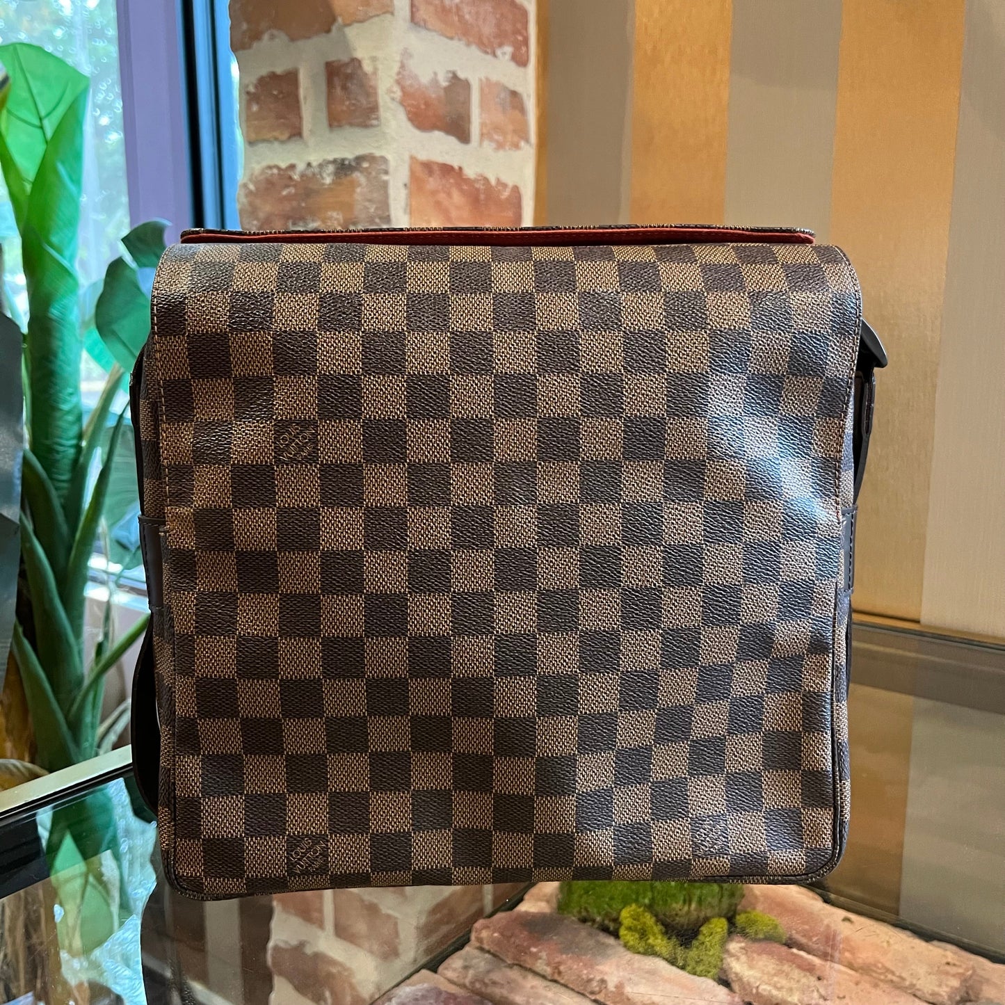 LOUIS VUITTON Damier Ebene Naviglio