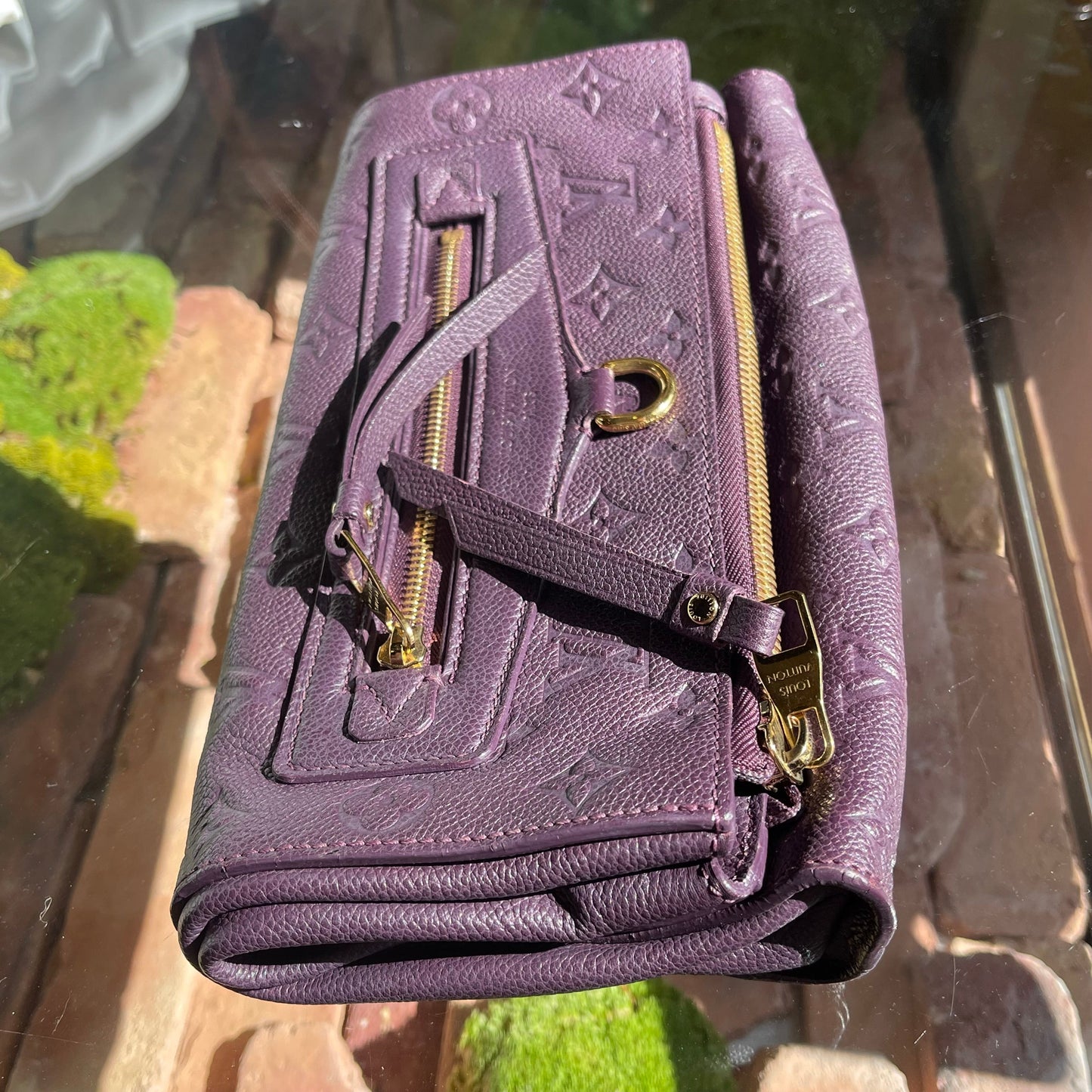 LOUIS VUITTON Purple Monogram Empriente Petillante Clutch