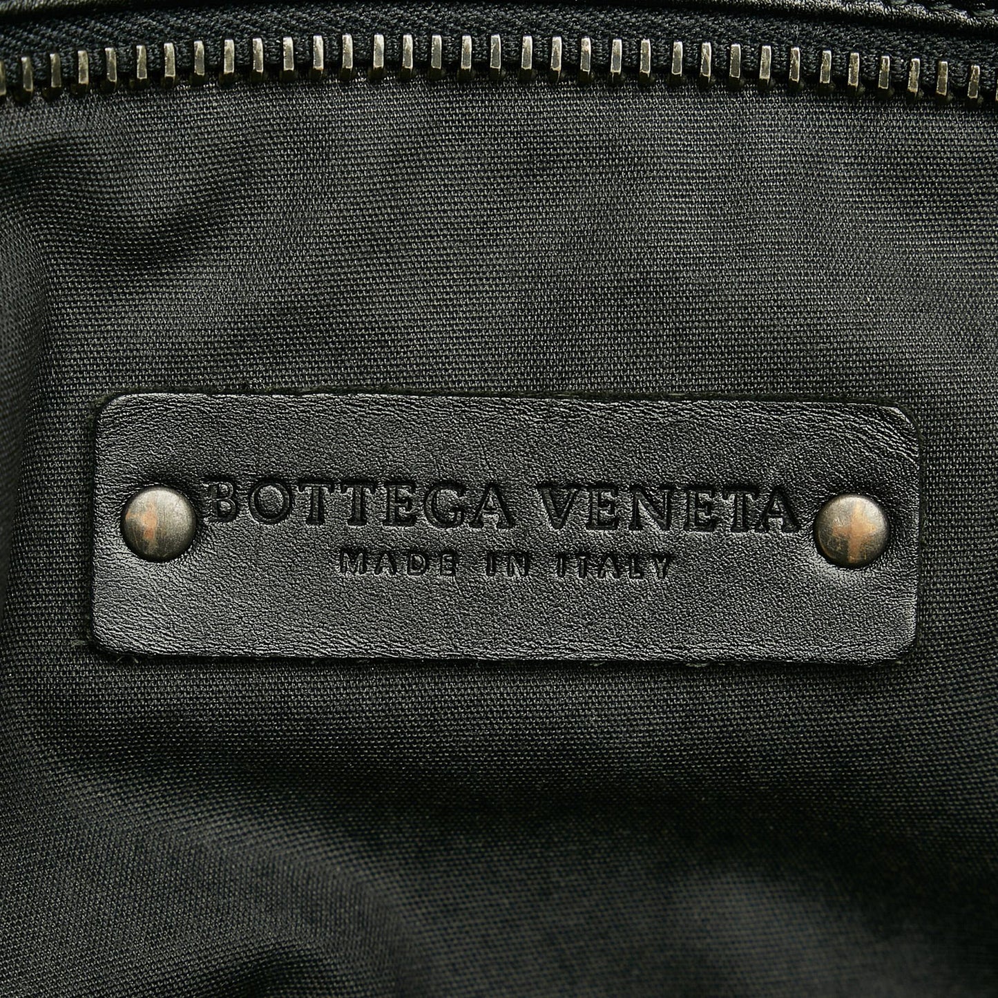 Bottega Veneta Intrecciato Leather Crossbody Bag (SHG-31743)