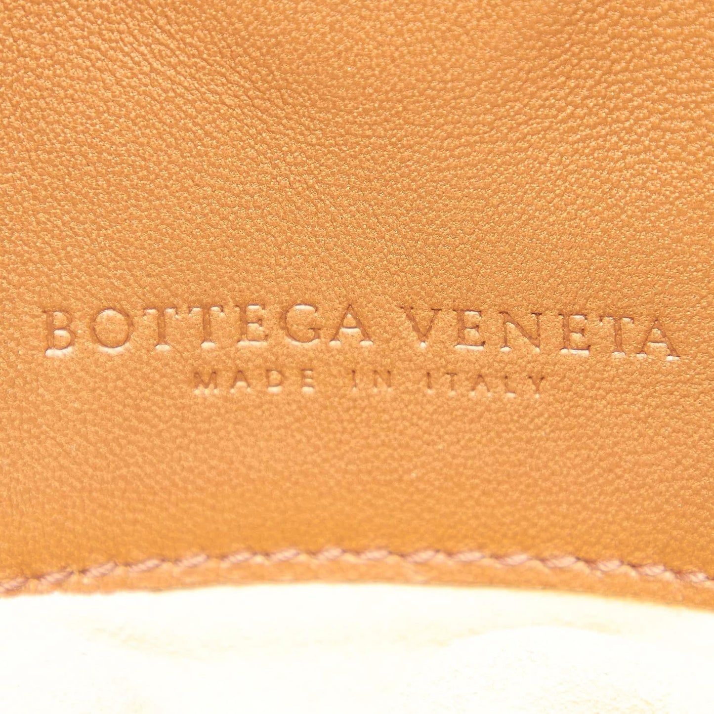 Bottega Veneta Intrecciato Leather Handbag (SHG-18825)