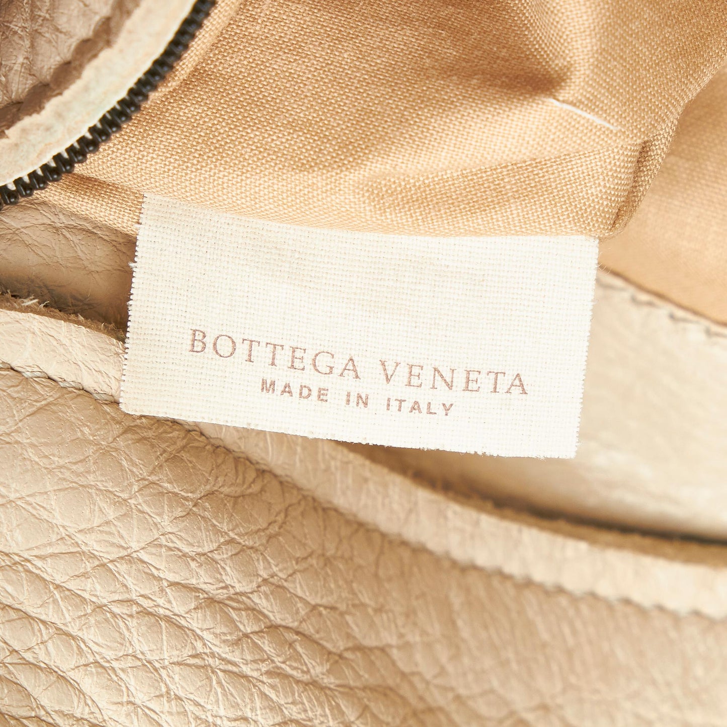 Bottega Veneta Intrecciato Leather Shoulder Bag (SHG-24587)