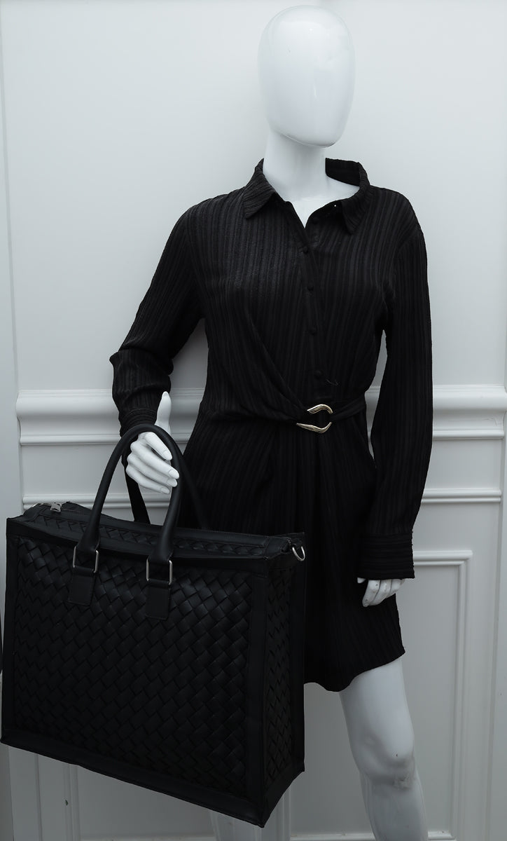 Bottega Veneta Black Intrecciato Business Hydrology Bag