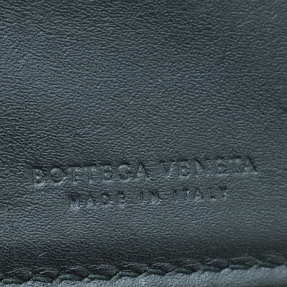 Bottega Veneta Black Intrecciato Nappa Bifold Mens Wallet