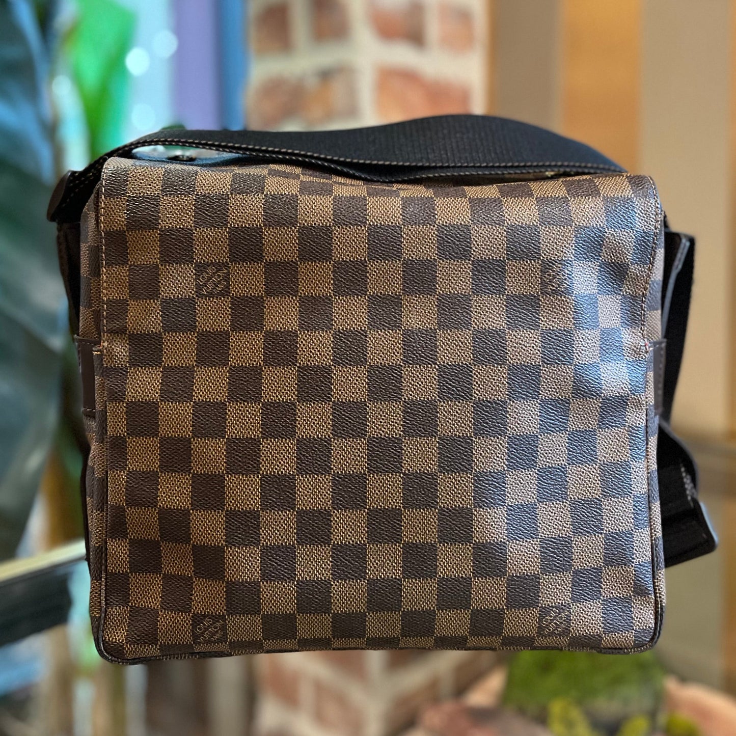 LOUIS VUITTON Damier Ebene Naviglio