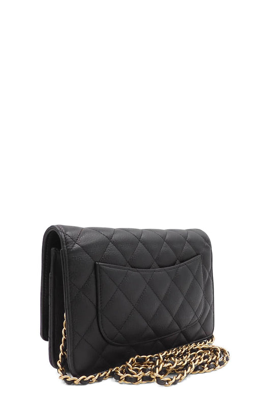 Quilted Classic Wallet on Chain Black