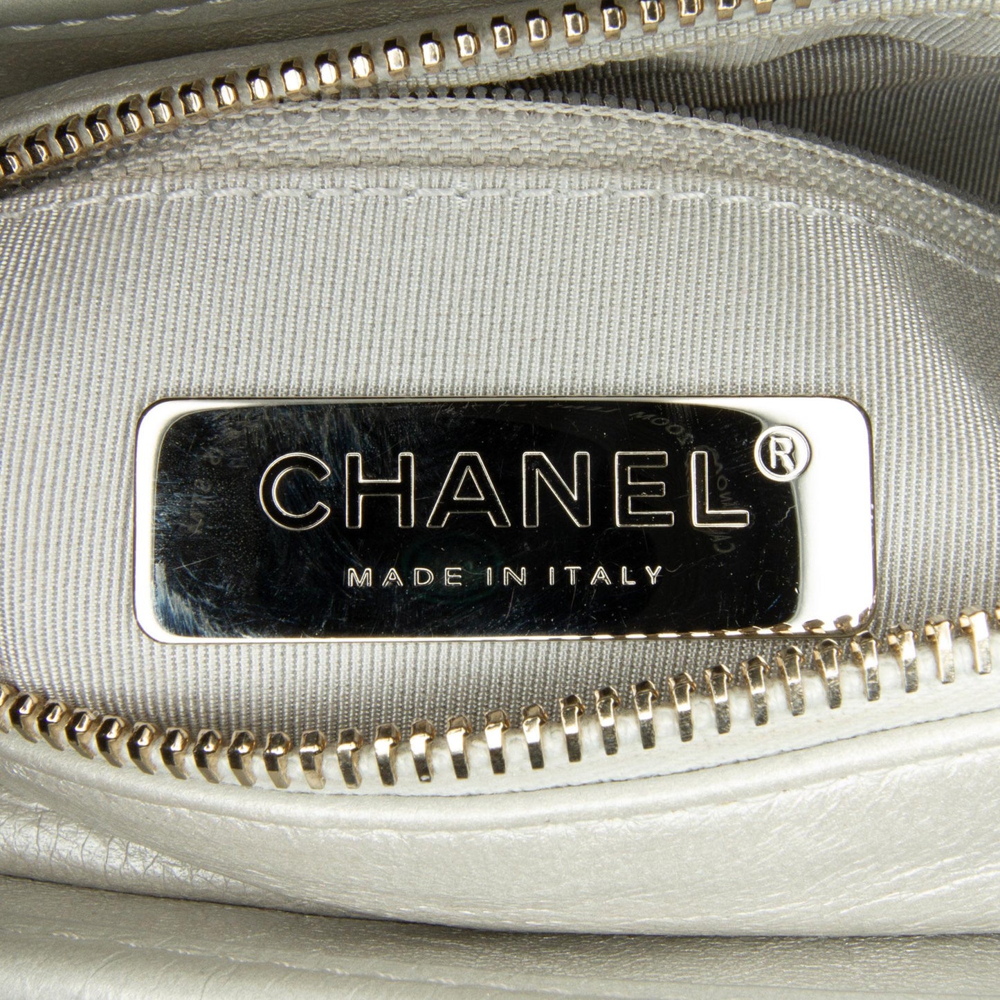 Chanel Small Metallic Gabrielle Crossbody Bag (SHG-aBkbLm)