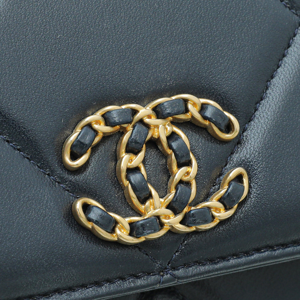 Chanel Navy Blue CC 19 Wallet On Chain