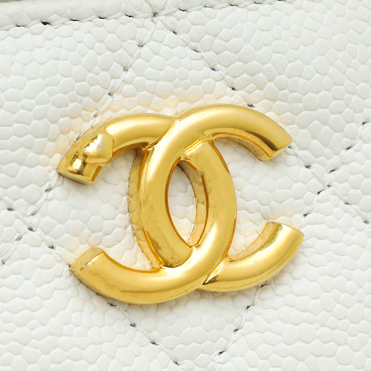 Chanel White CC Mini Heart Crush Vanity Case With Chain