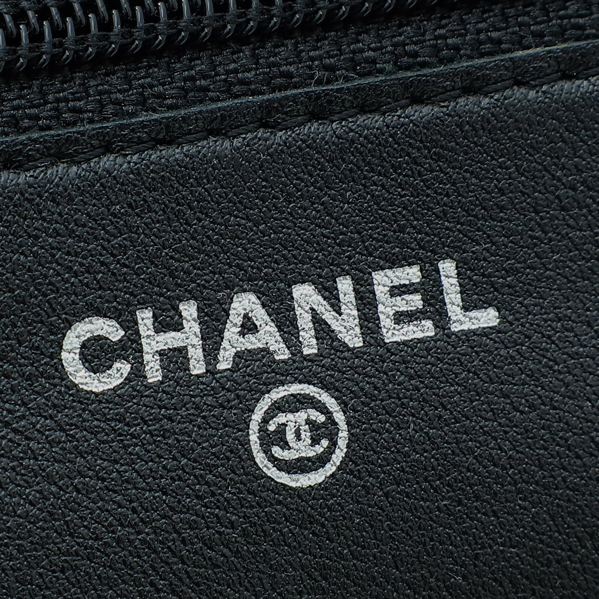 Chanel Black CC Wallet On Chain